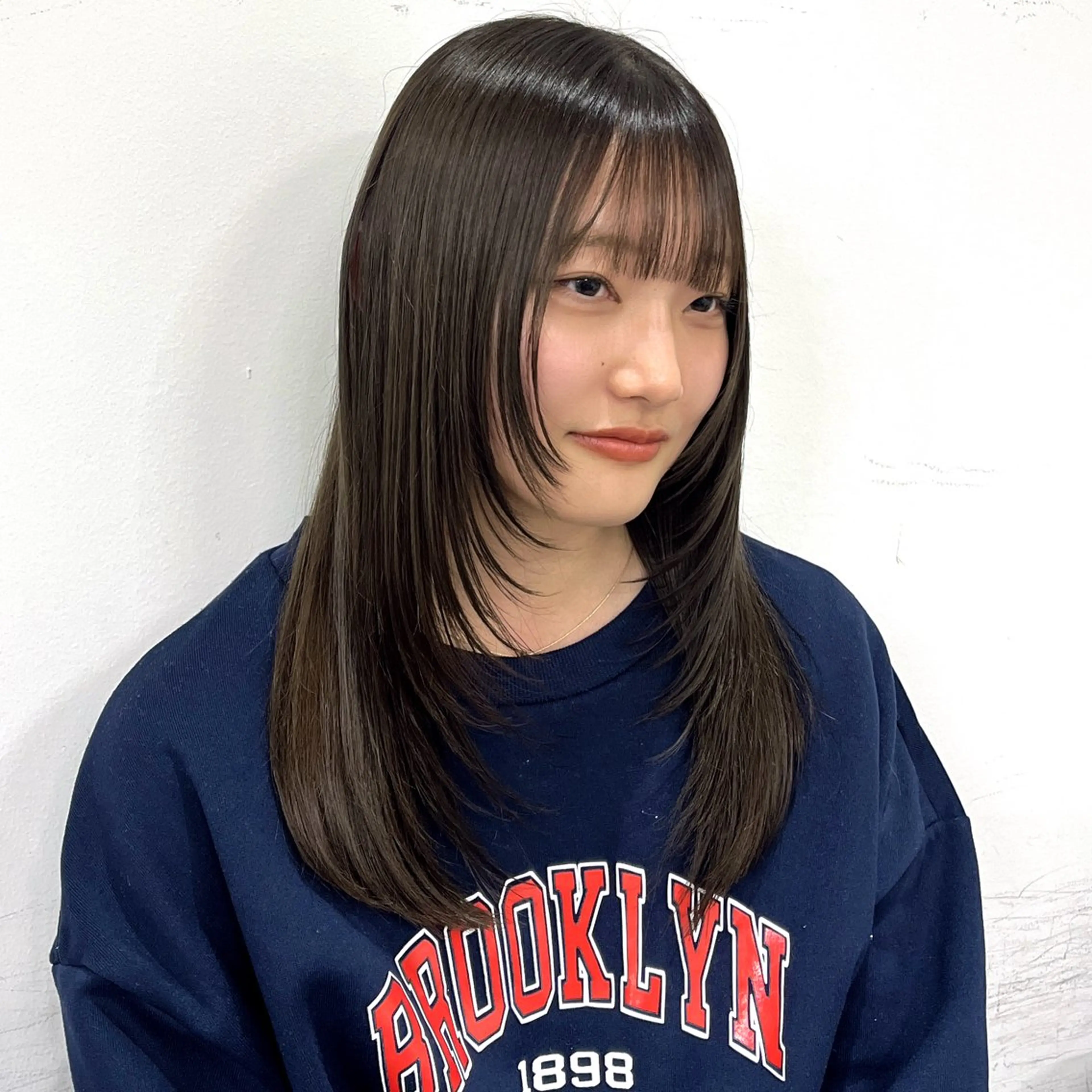 セミロング 無料カットモデル ユナのヘアスタイル