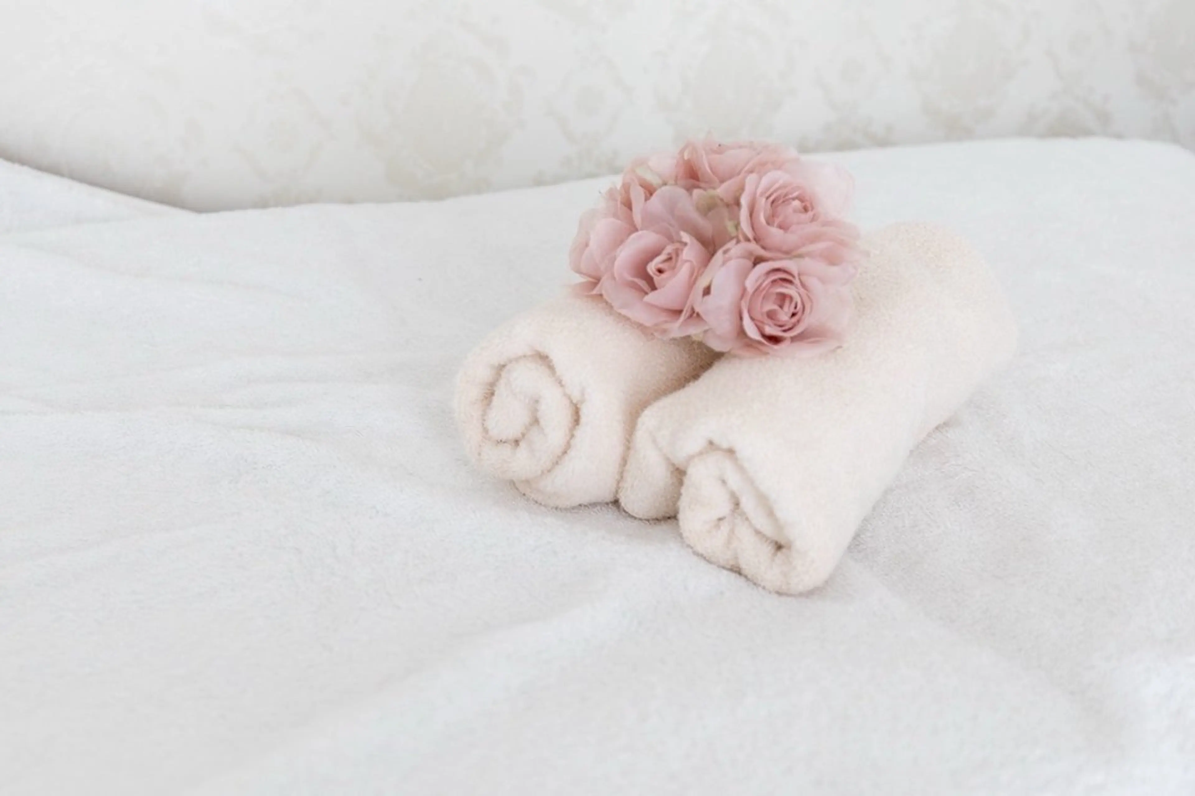 フェイシャル💆‍♀️➕かかと角質ケア🦶/お肌のハリやくすみと共にフェイシャル後かかとのカサカサもツルツルに✨の写真