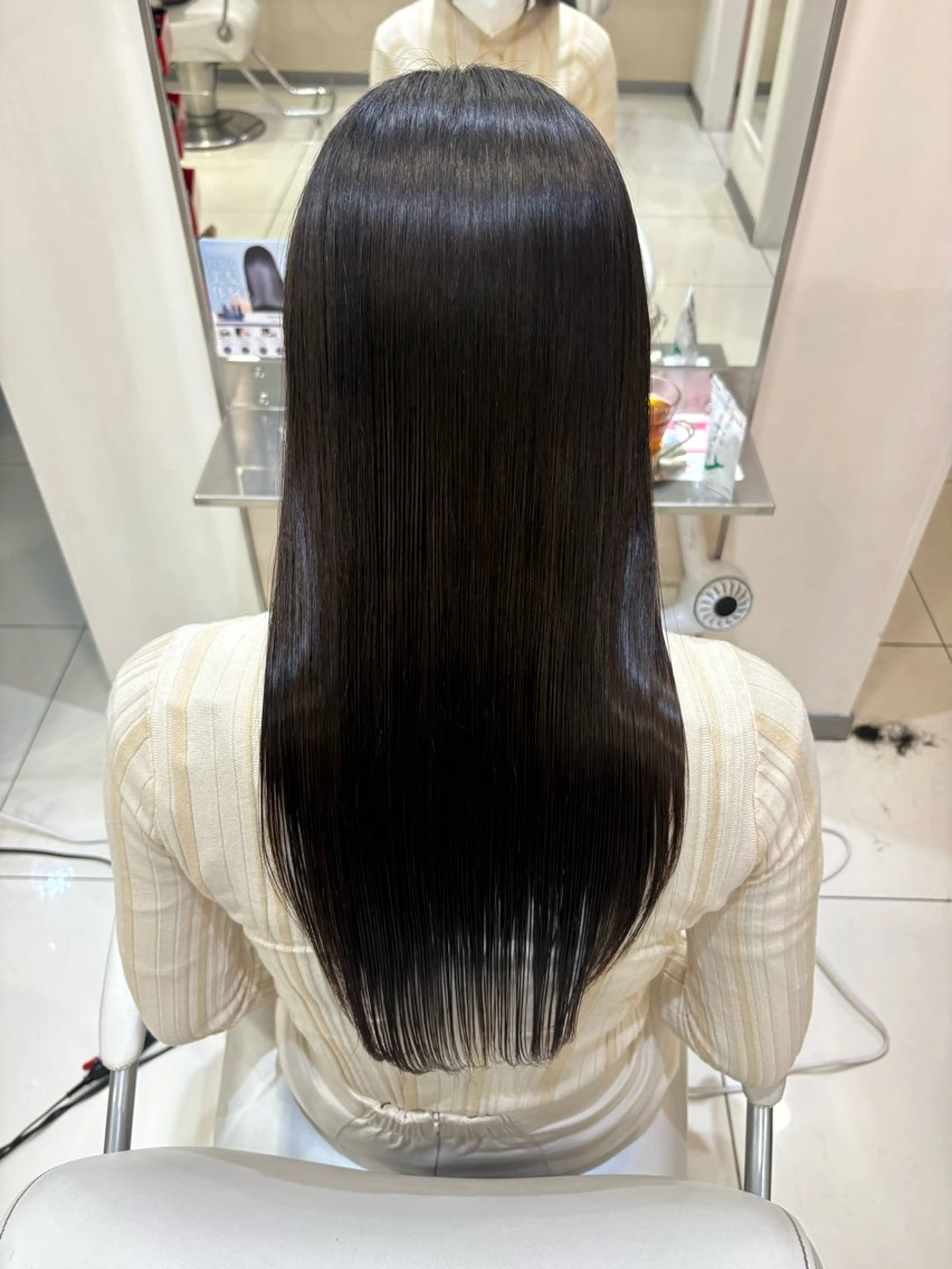 カラー ヘアカラー トリートメント 久保山 ことのヘアスタイル
