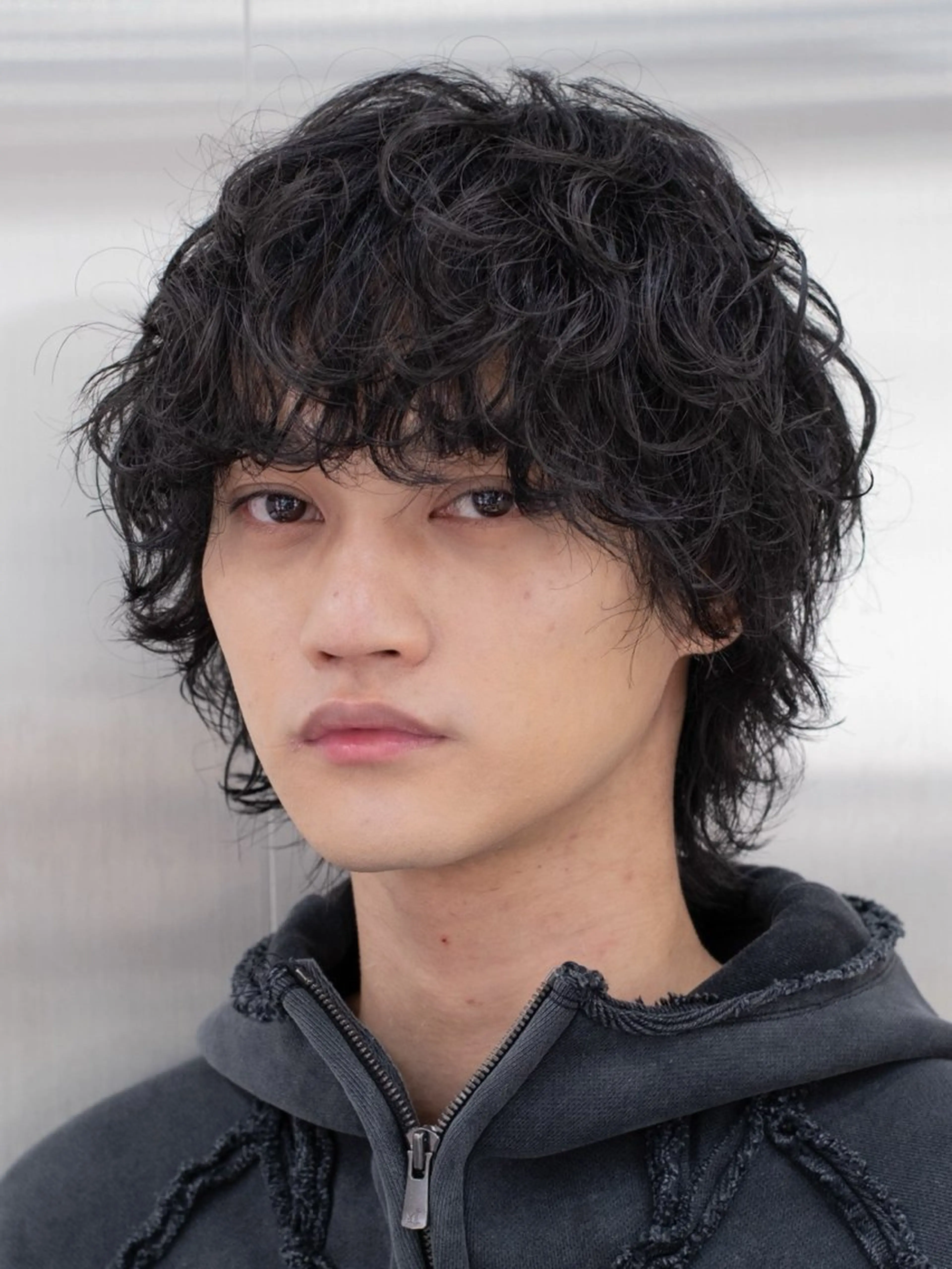 パーマ メンズ メンズパーマ 波巻きパーマ メンズウルフカット ウルフカット スパイラルパーマ 原宿 無料カット fifth イノウエのヘアスタイル