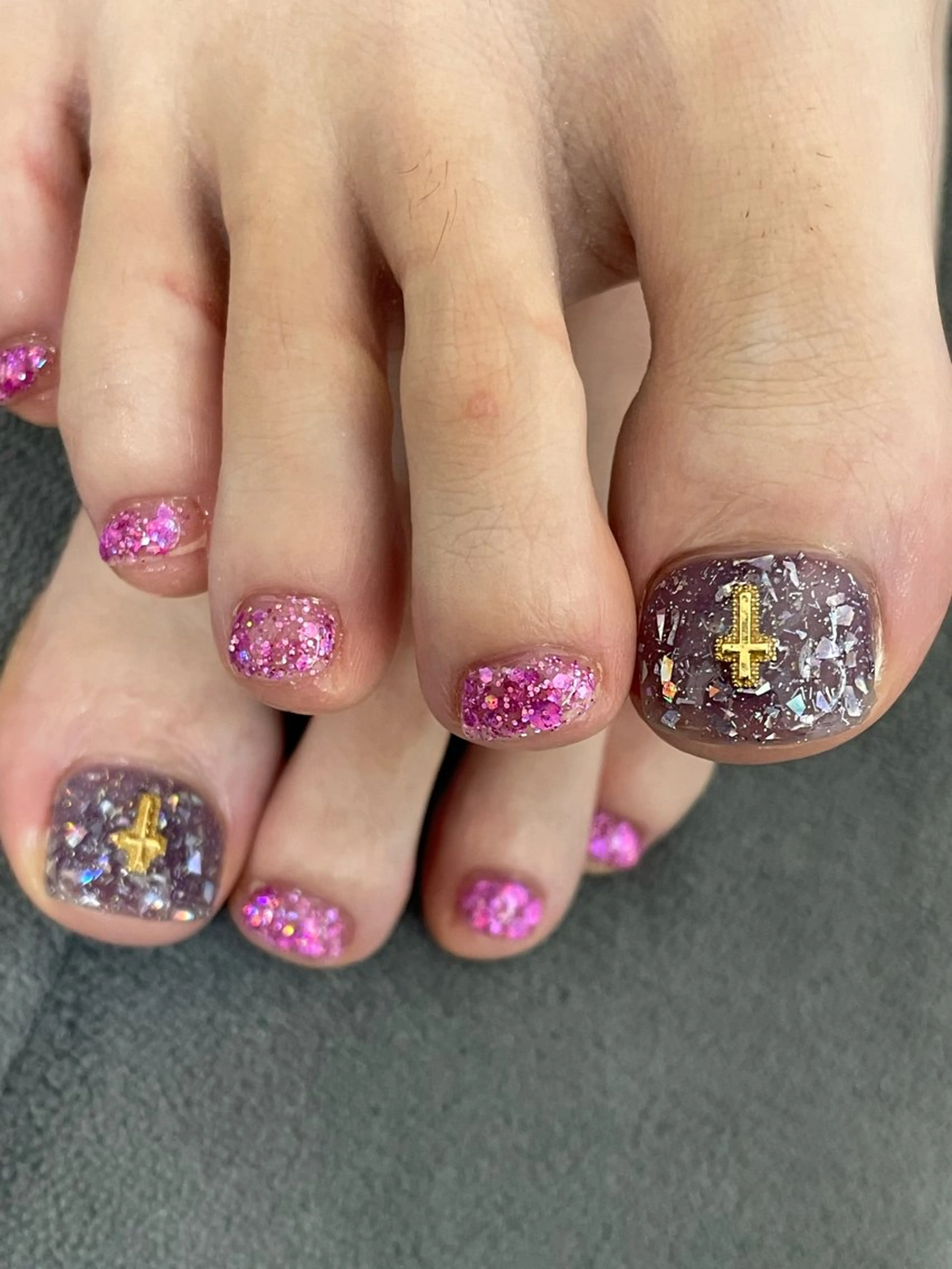 【ご新規様オフ無料】フット親指1本アート(フットバス、ケア込み)の写真