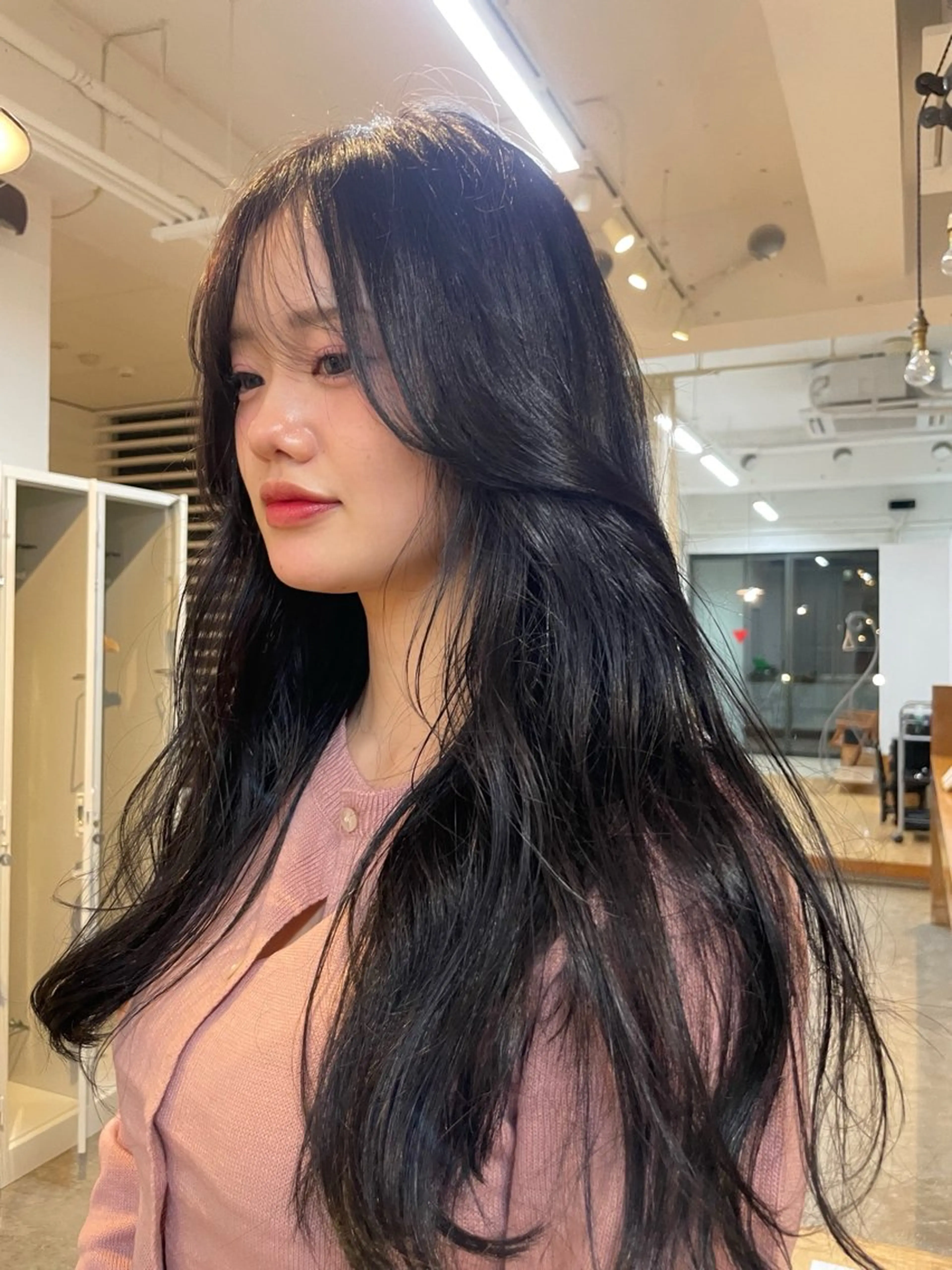 カラー YURiA レイヤー🫧のヘアスタイル