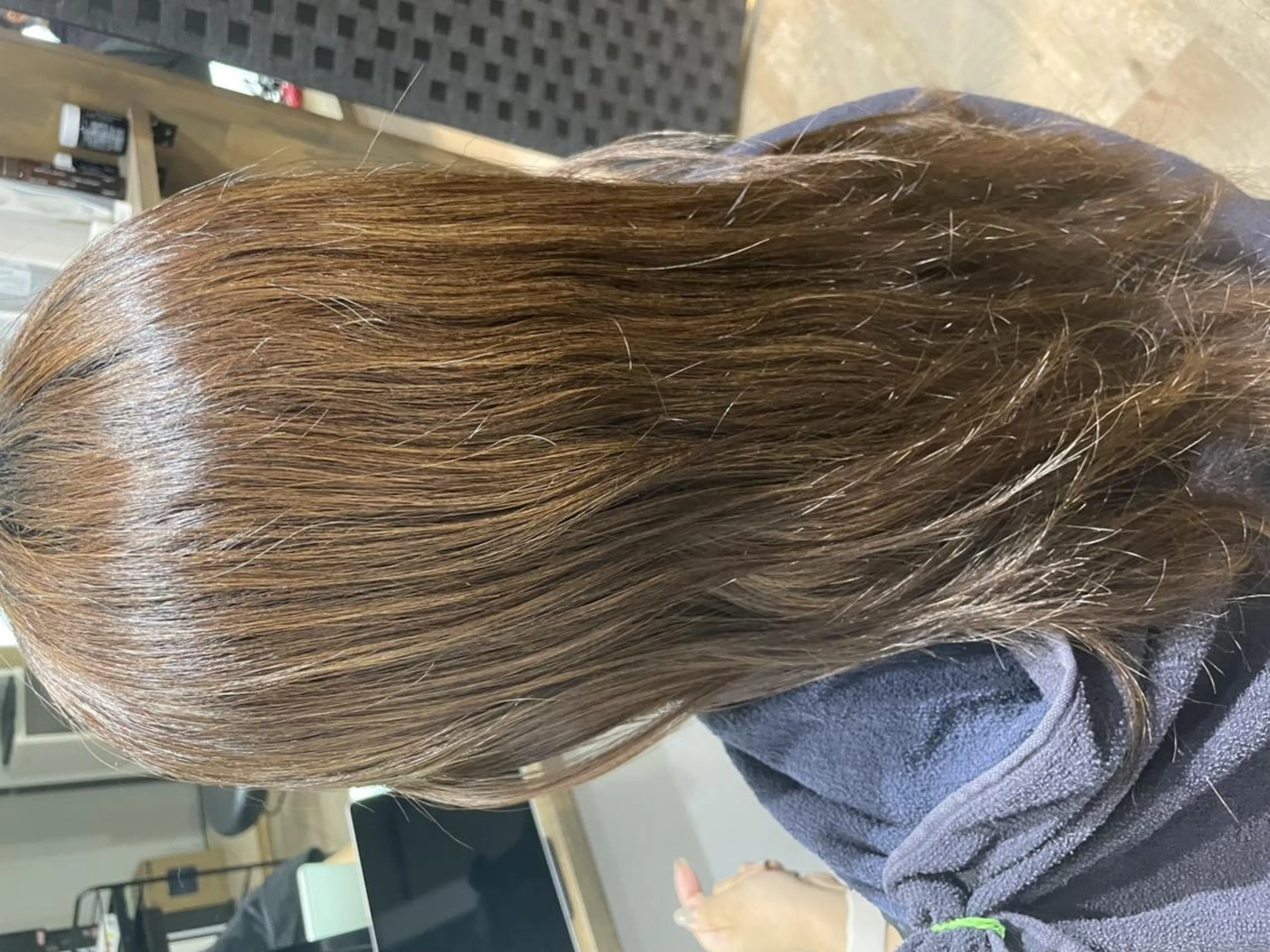 ミディアム カラー ブリーチ ブラウンカラー ブリーチなしカラー 顔周りカット レイヤーカット カット ヘアカラー パーマPrivate SalonNoa名駅のヘアスタイル