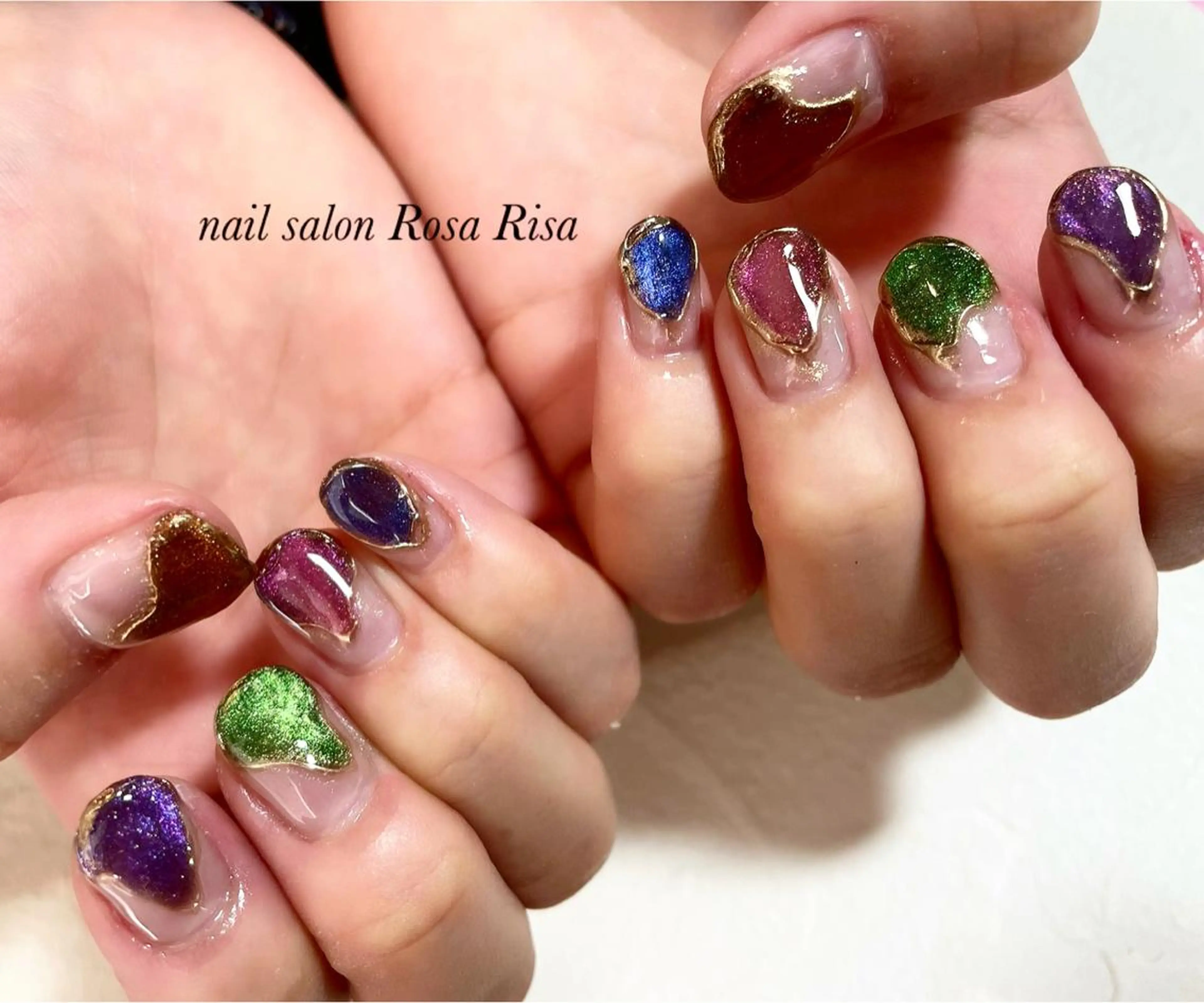 ショート ネイル フレンチネイル マグネットネイル マグネットフレンチ ネイルスタジオ シェイクユアハンズのネイルデザイン