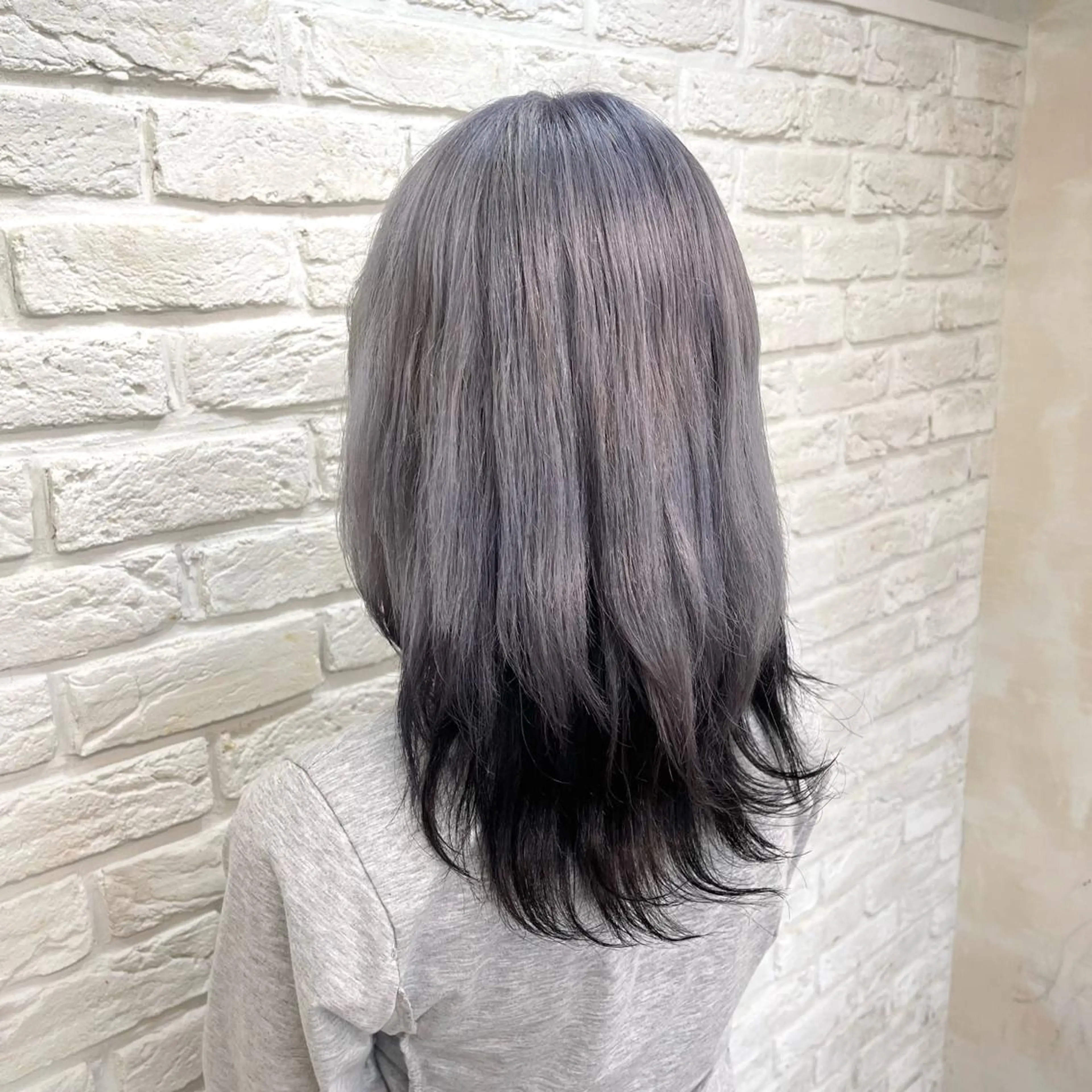 セミロング ウルフカット ブリーチ🔥ベージュ /グレー/daikiのヘアスタイル