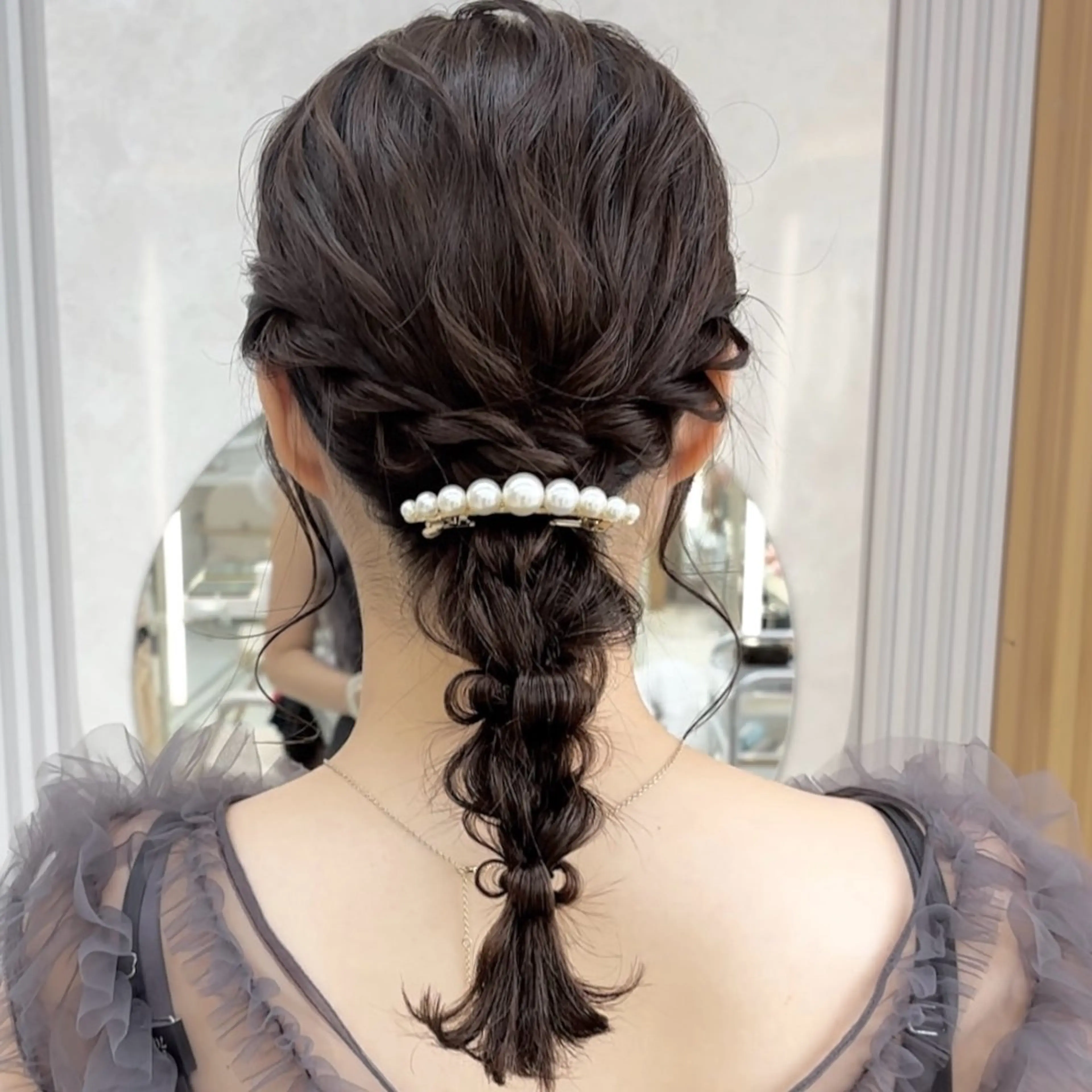 ミディアム 鈴木 彩莉のヘアスタイル