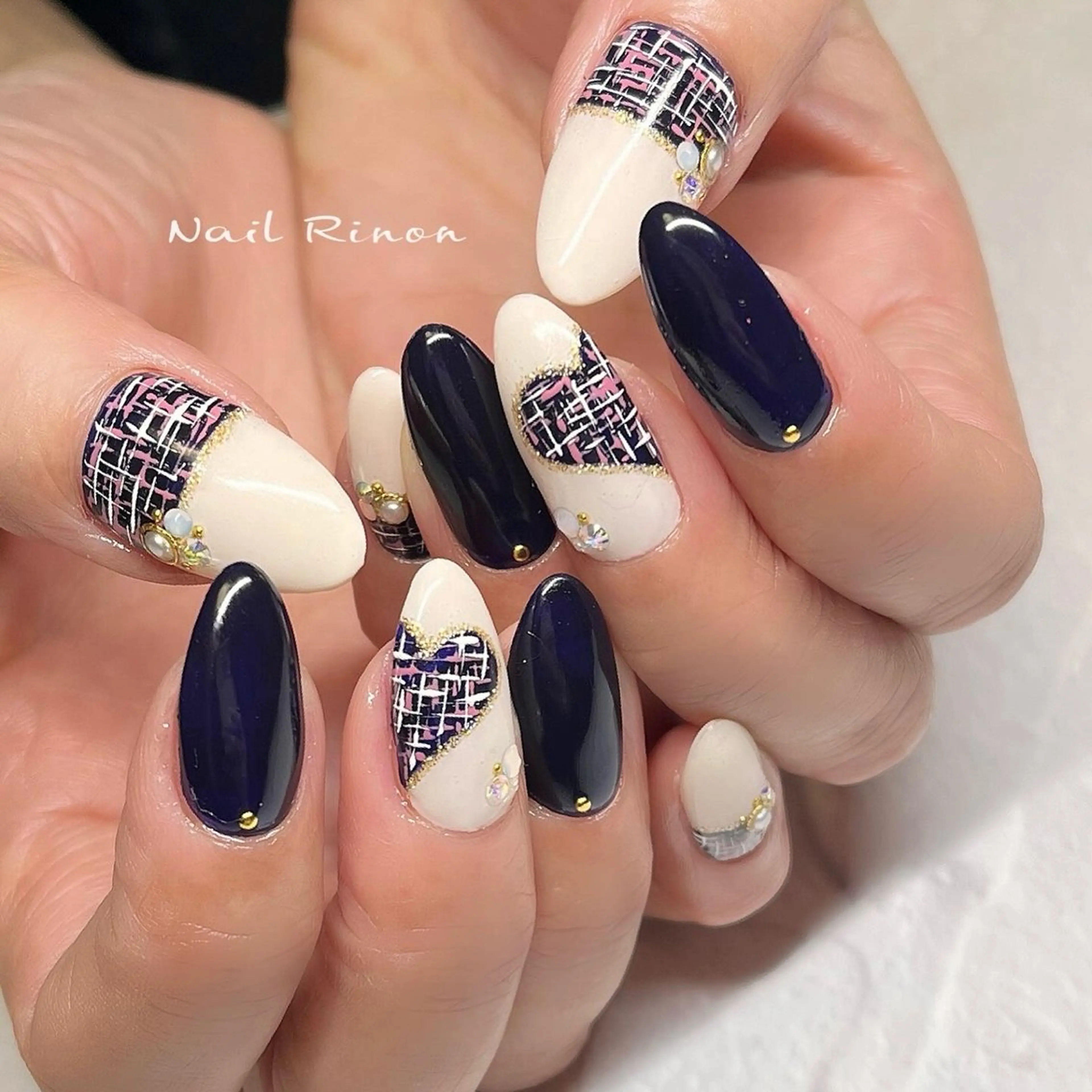 ネイル ツイードネイル ハンドネイル Nail Rinonのネイルデザイン