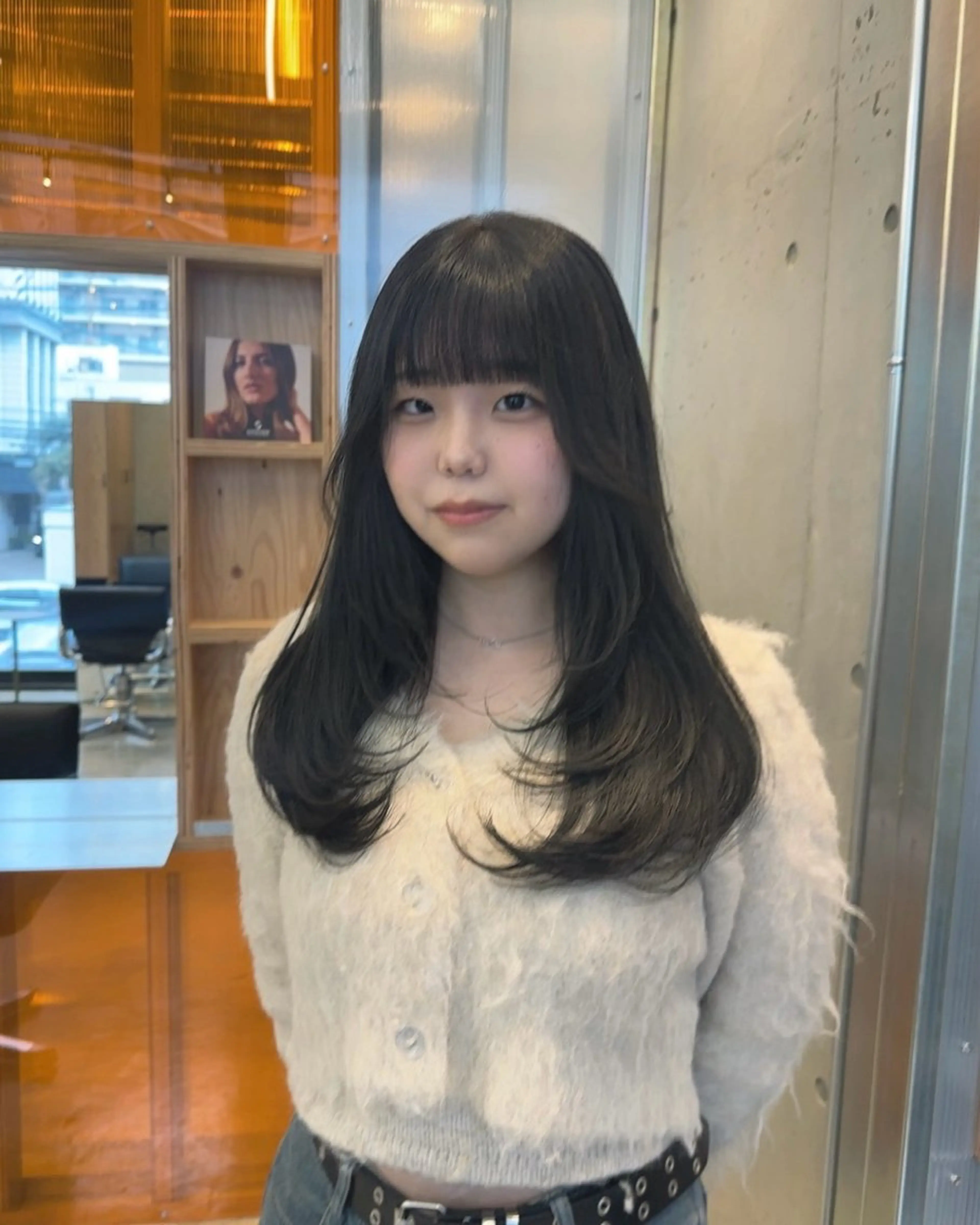 ロング カラー ヘアアレンジ ロングレイヤー ブルーカラー ブルージュ 透明感カラー グレージュ ヘアカラー REONA🪽✨薬院 レイヤーカット🫧のヘアスタイル