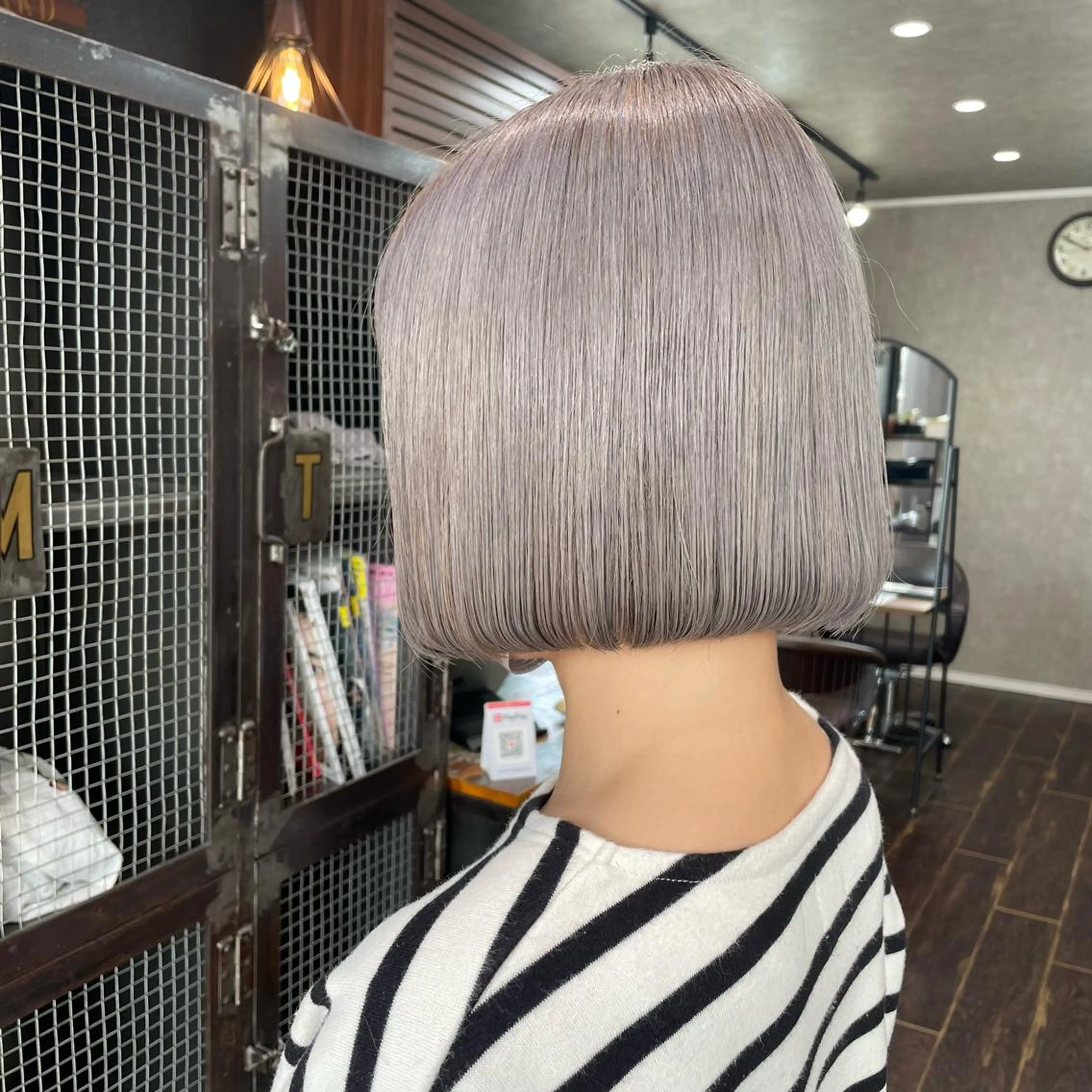 ショート カラー ラベンダーカラー ボブ 山本 琴乃🦭のヘアスタイル