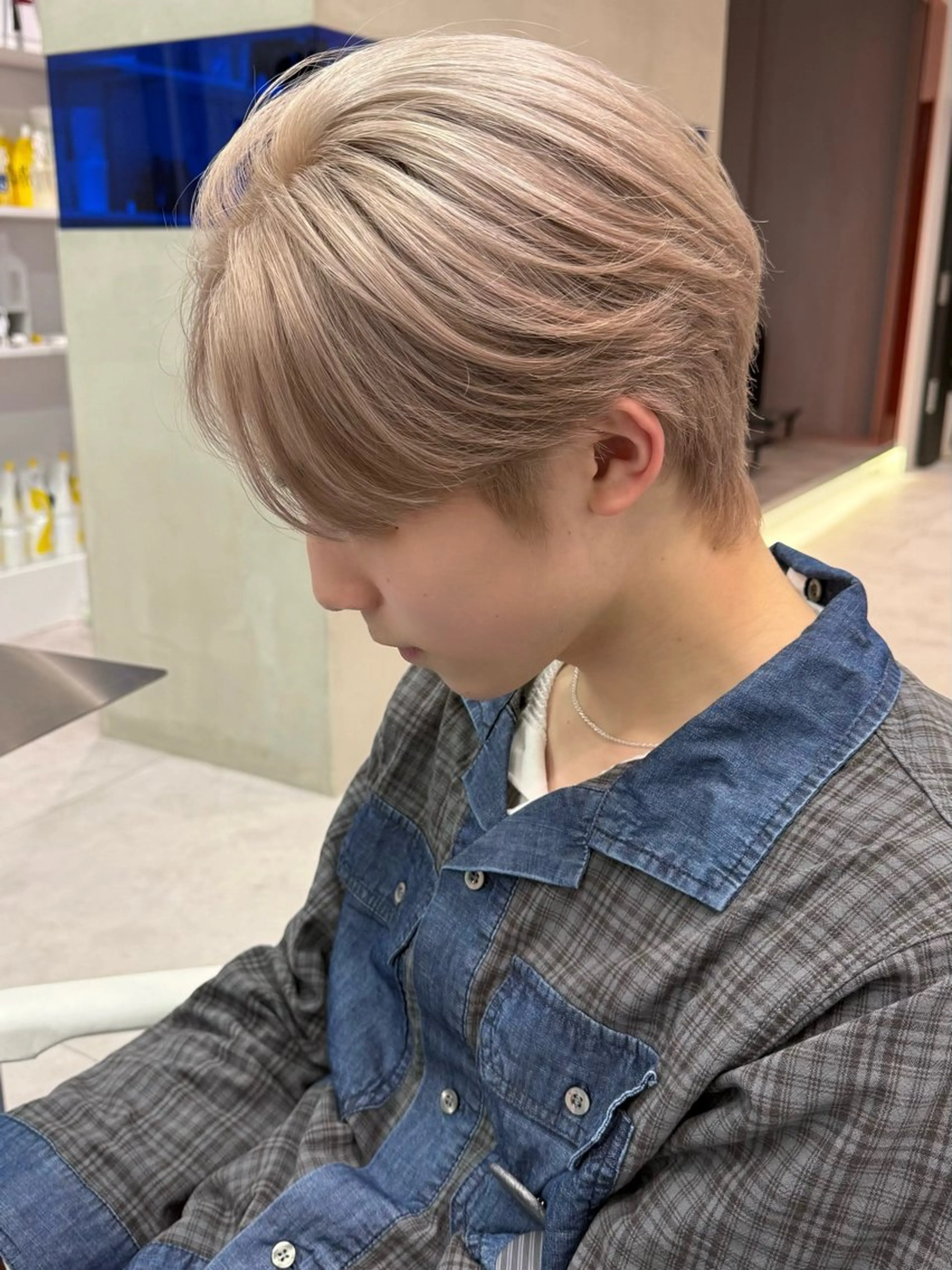 ショート カラー メンズ カット ヘアカラー メンズブリーチ カラーhirokoのヘアスタイル