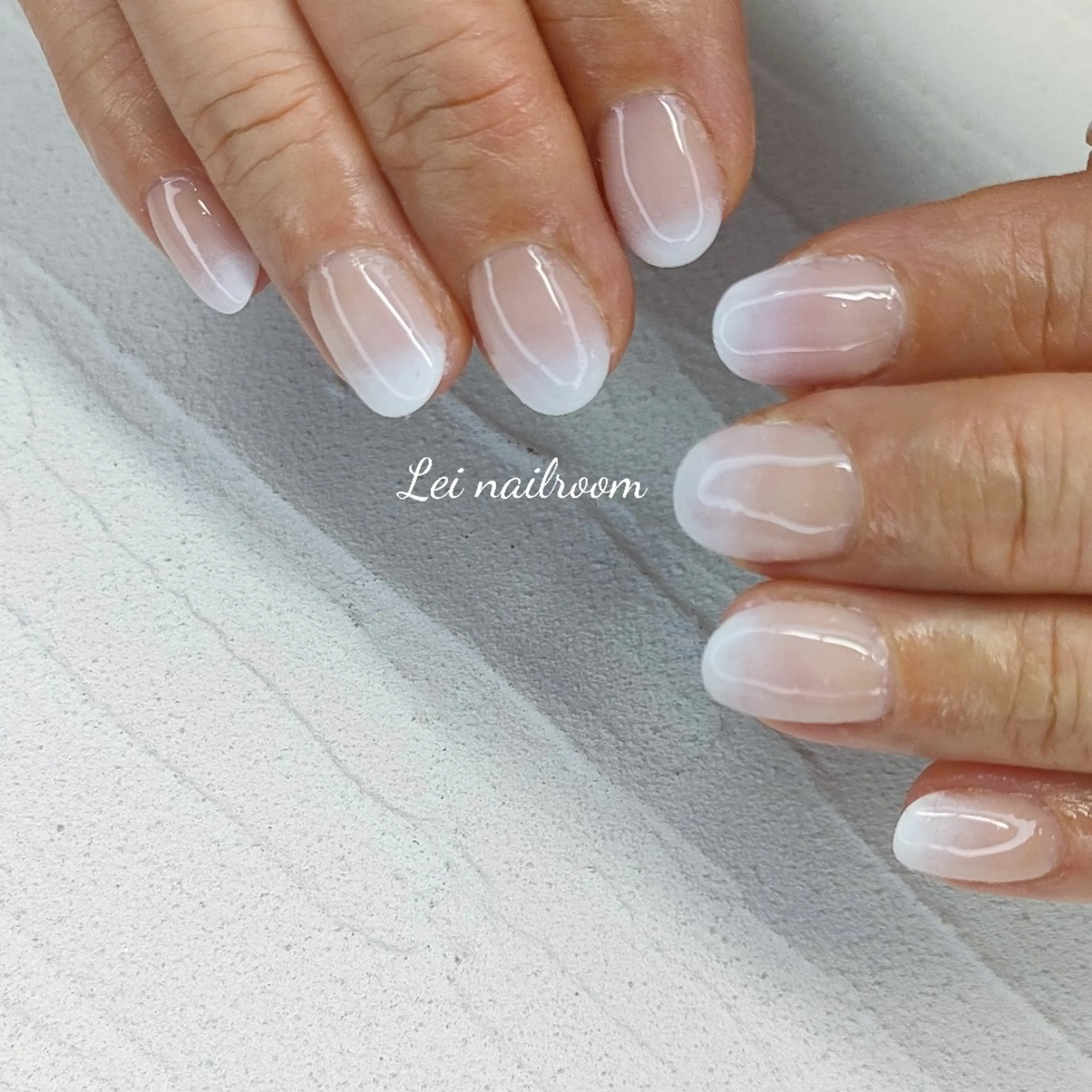 ネイル クリアネイル グラデーション lei🌼 nailroomのネイルデザイン
