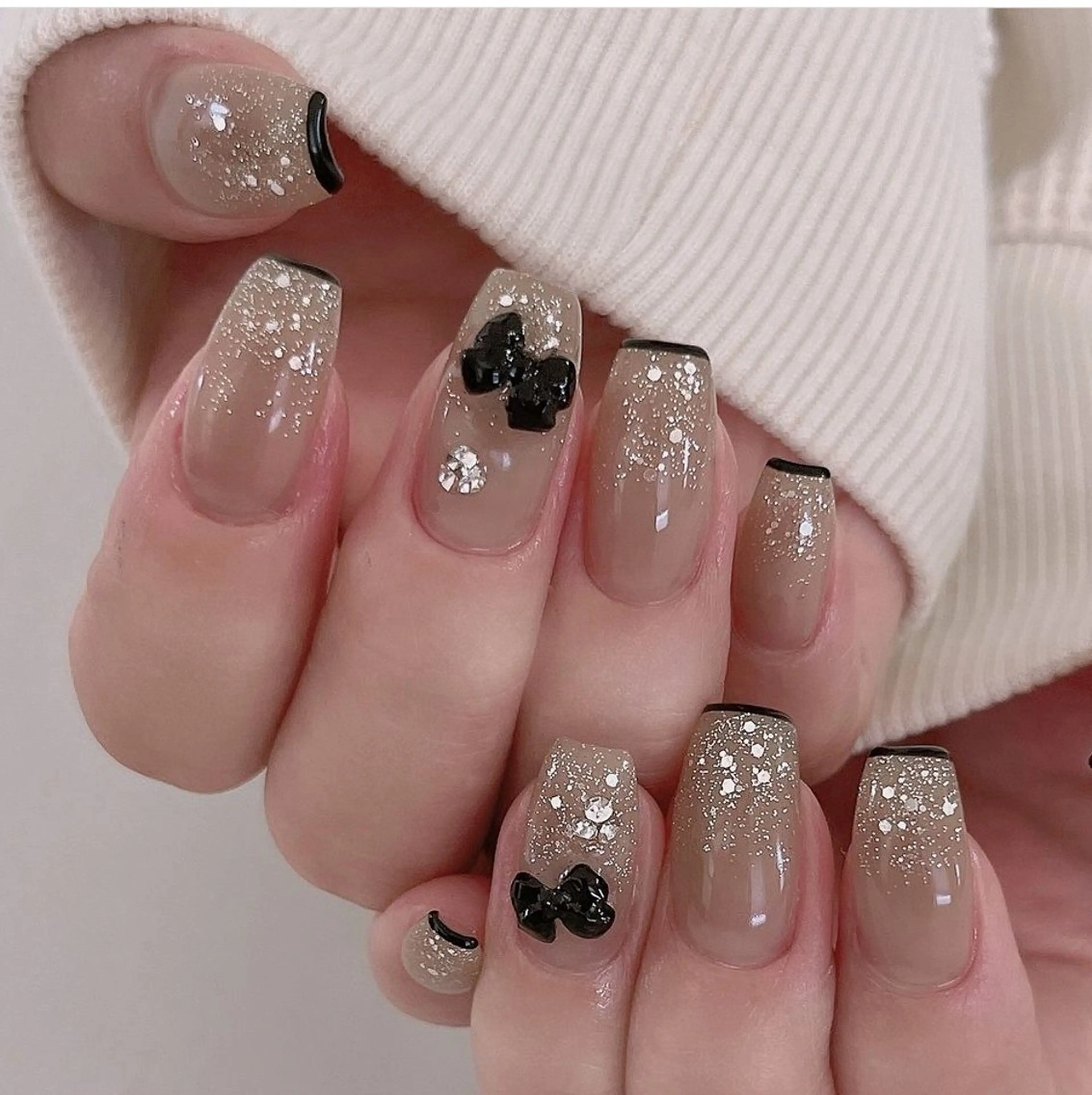 ネイル HIN NAILのネイルデザイン