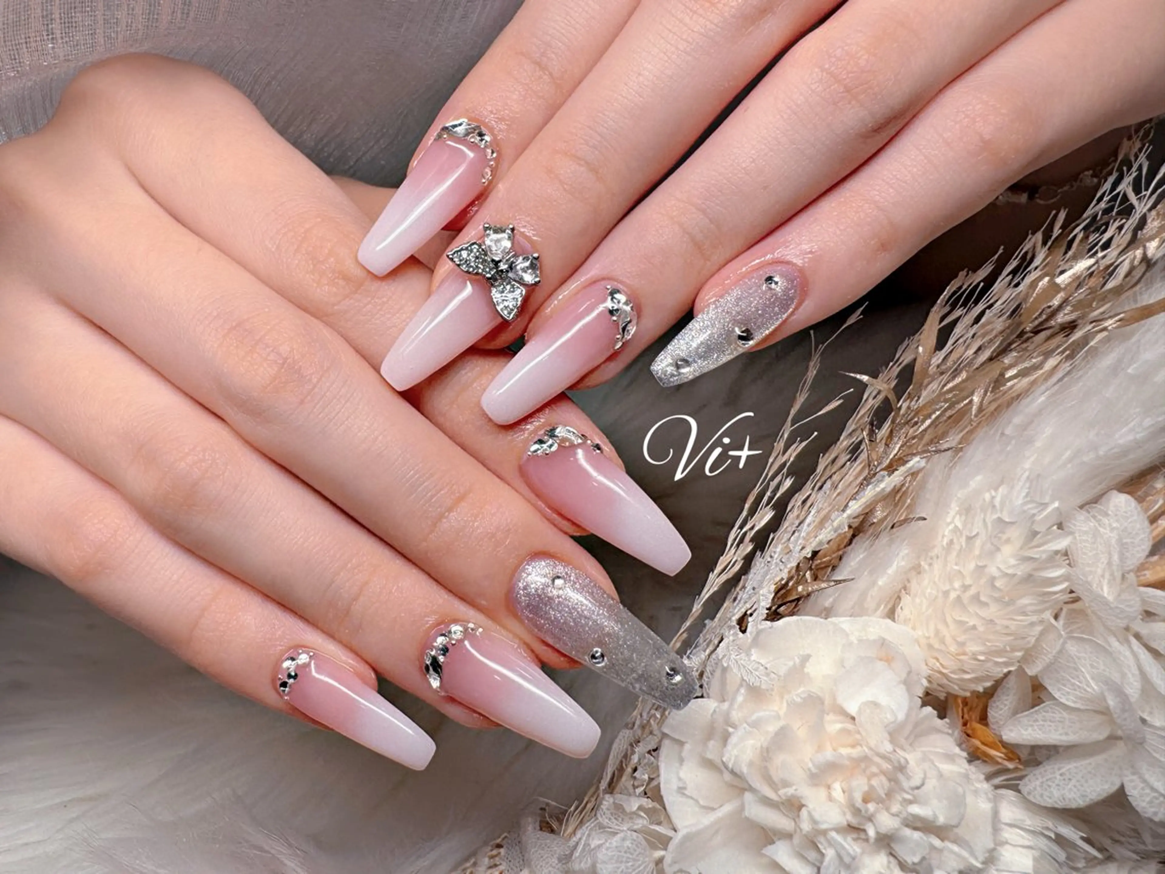 ネイル ハンドネイル ✨Nailsalon Vi+✨のネイルデザイン