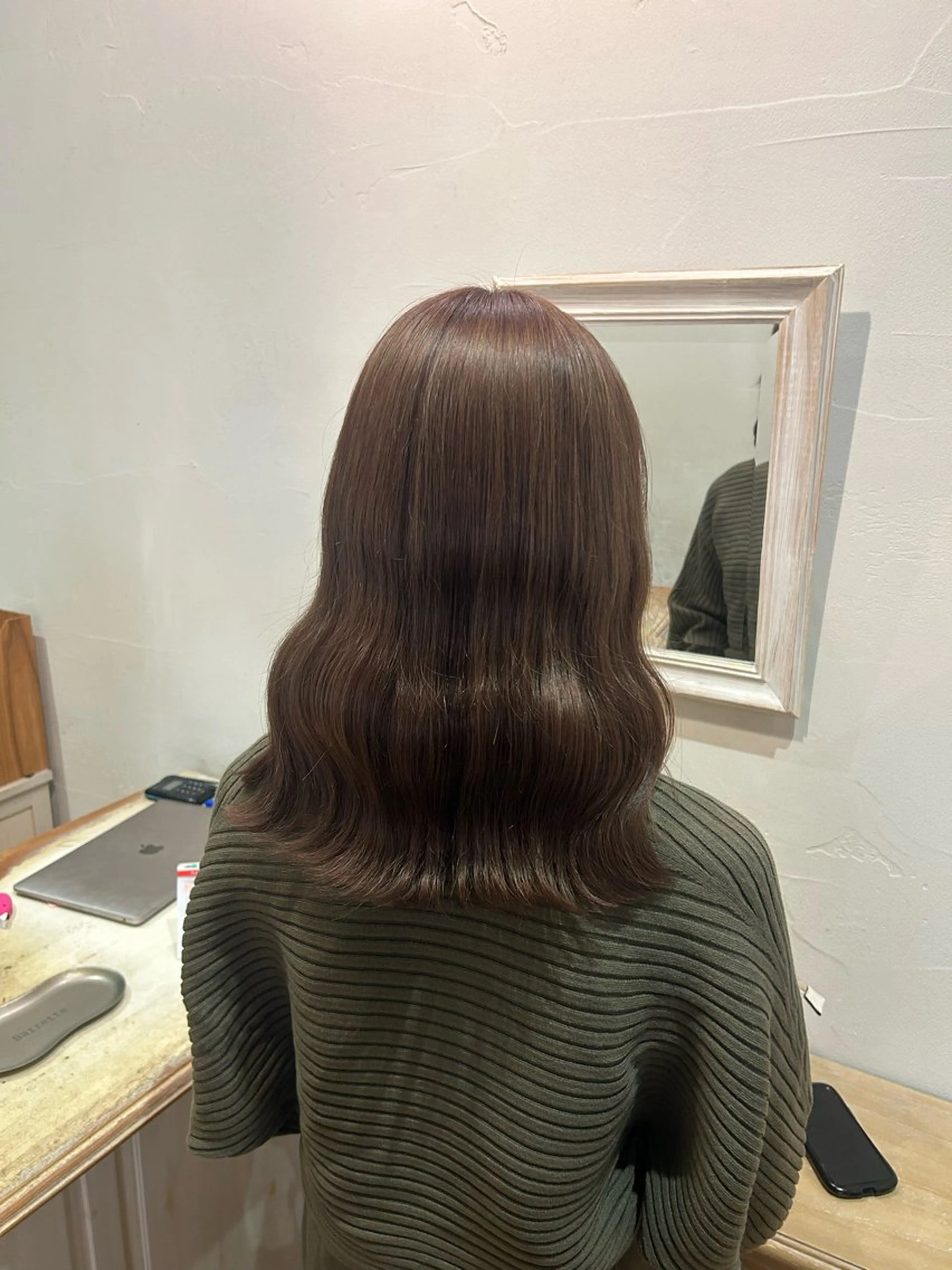 カラー ベージュカラー ミルクティーベージュ 水口 琉那のヘアスタイル