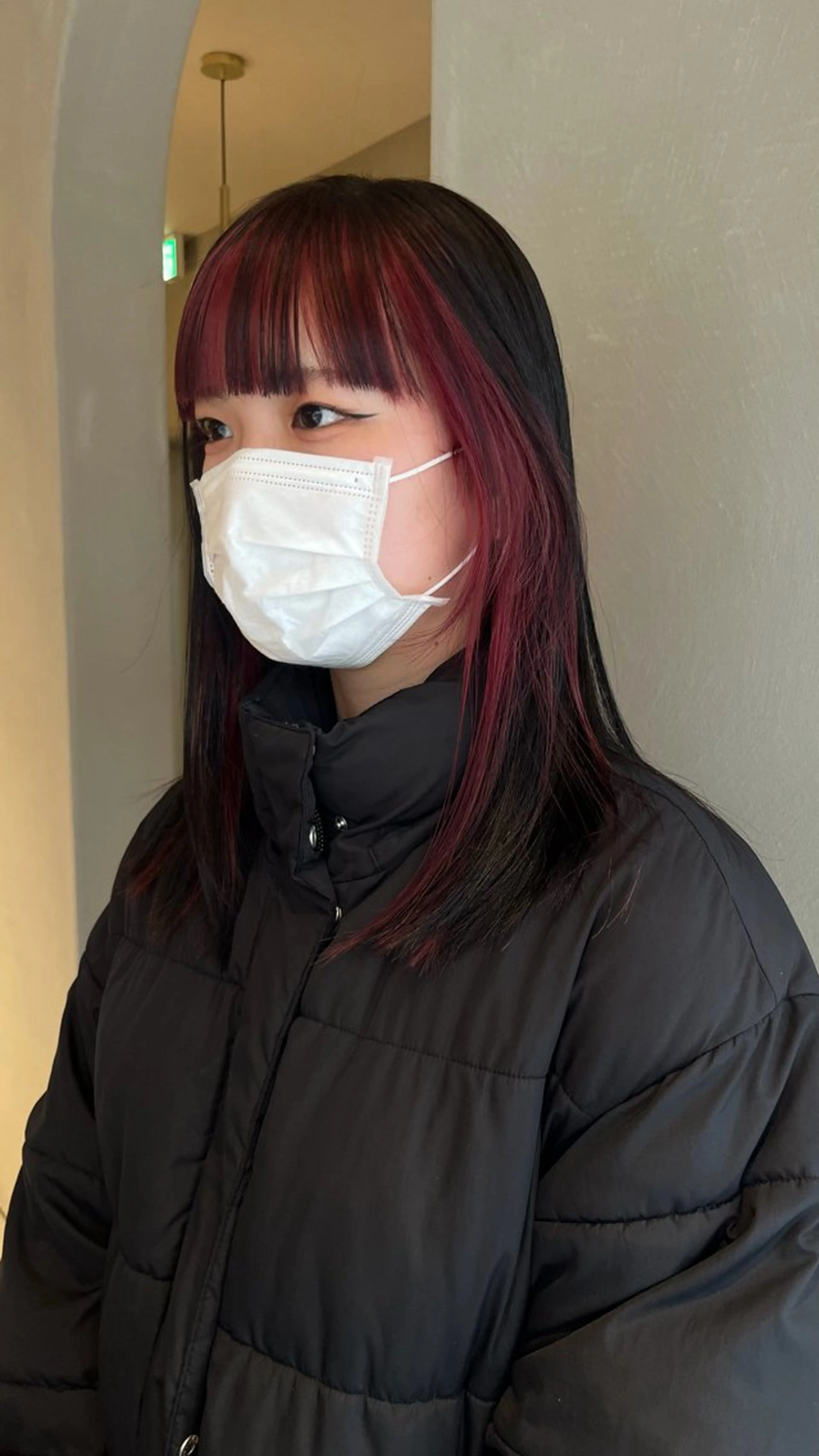 カラー インナーカラー 中野 沙季子のヘアスタイル