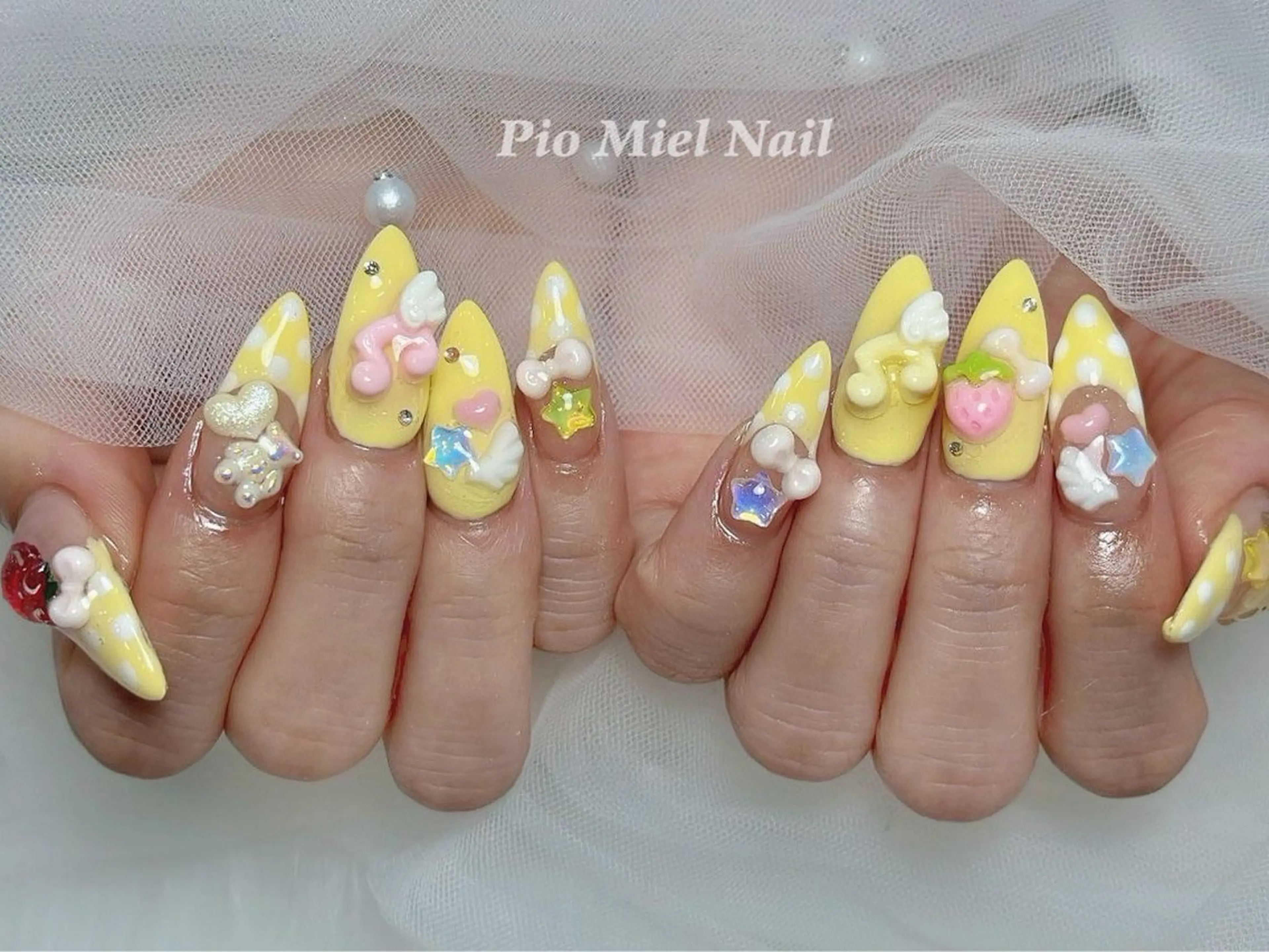 ネイル Pio Mielのネイルデザイン