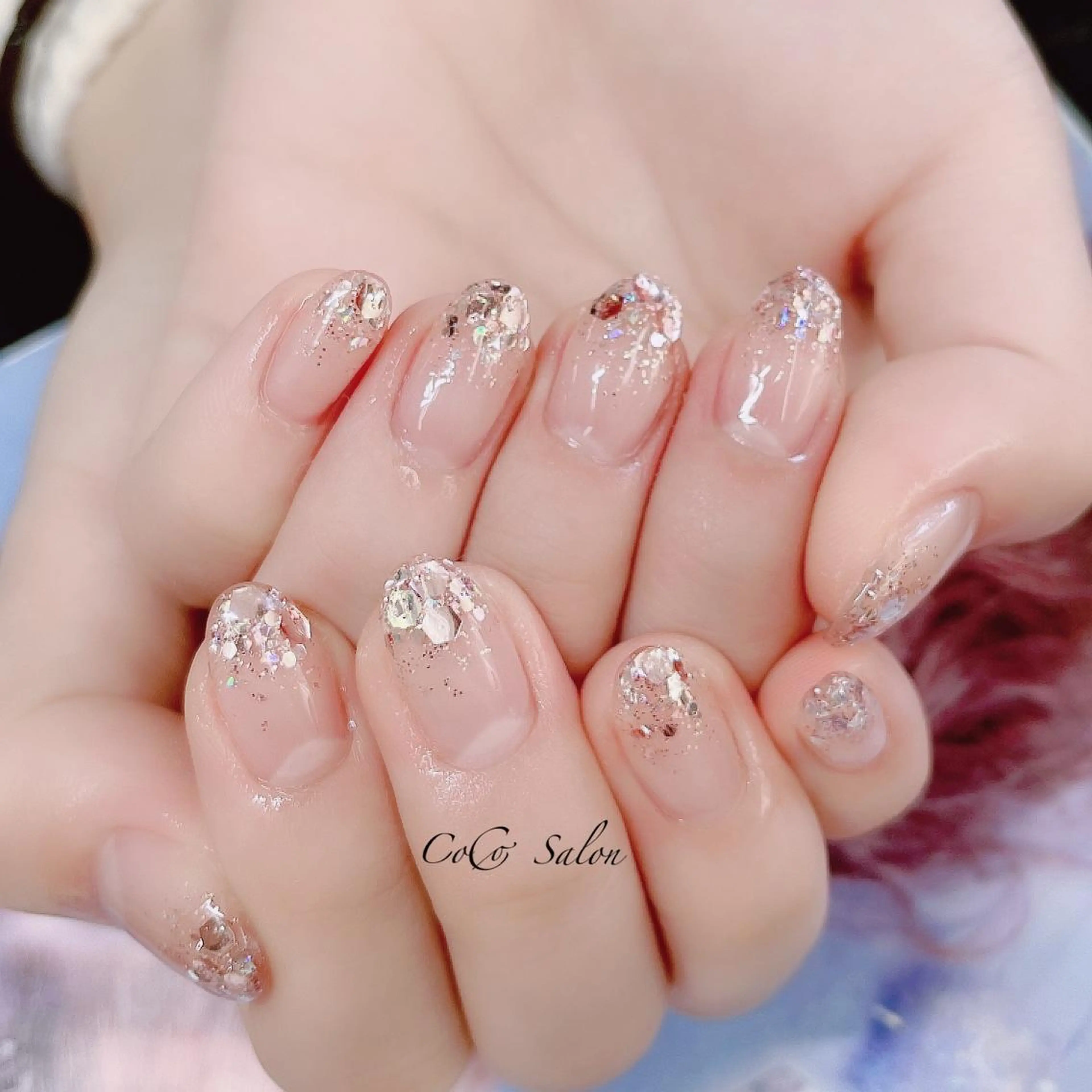 ネイル 長さ出し ジェルネイル ゴールド グラデーション ホログラムネイル ハンドネイル CoCoSalon ネイル/まつ毛予約のネイルデザイン