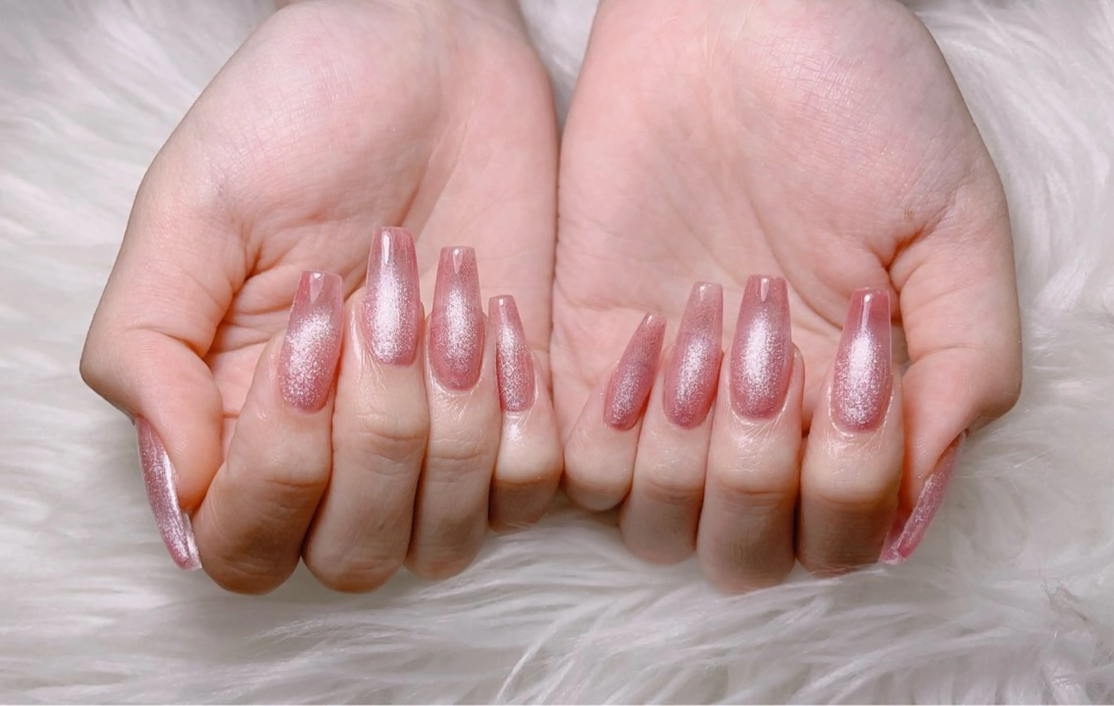 ネイル ハンドネイル ハンドケア Demure リリス　銀座店のネイルデザイン