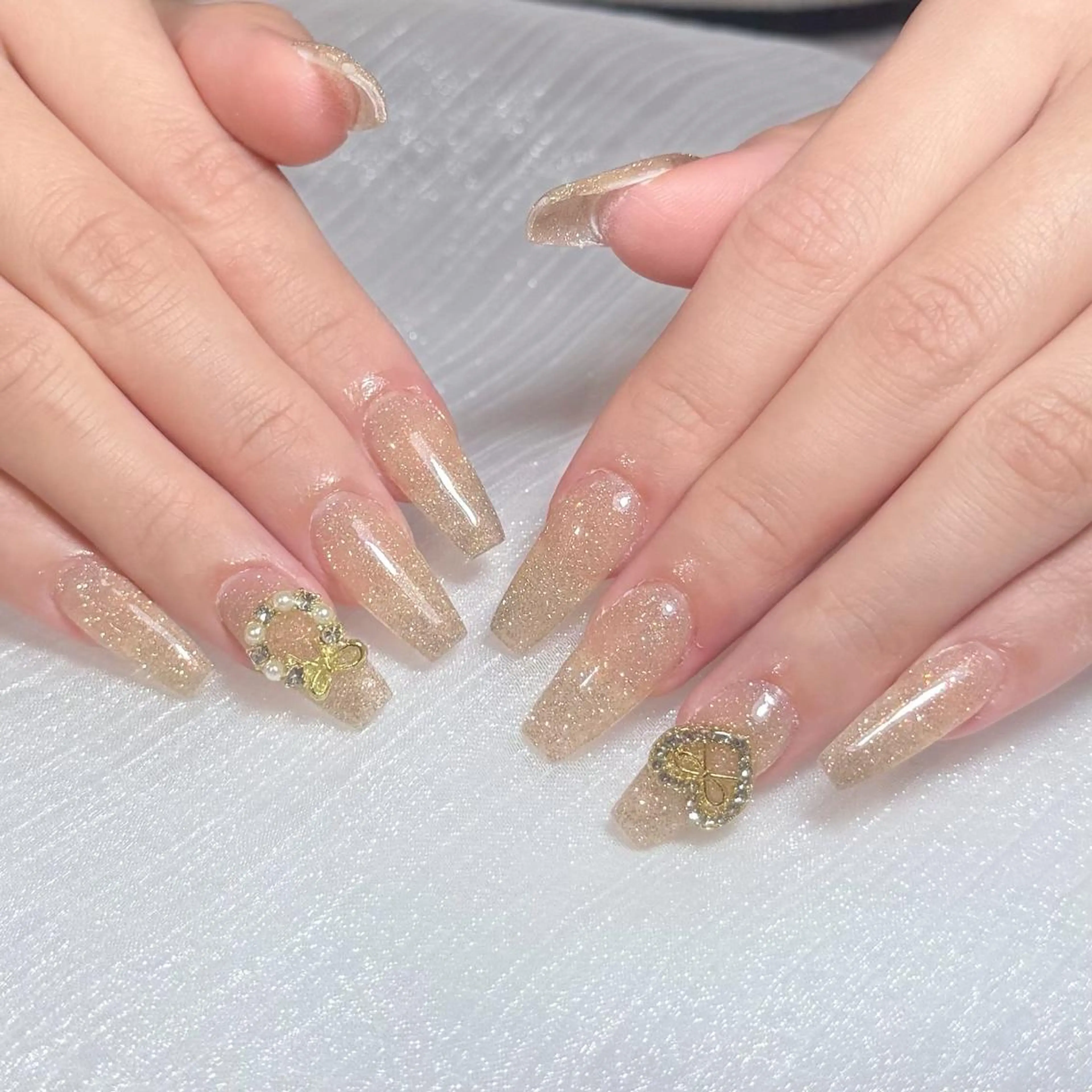 ネイル ハンドネイル ハンドケア Lumina Nail💕のネイルデザイン