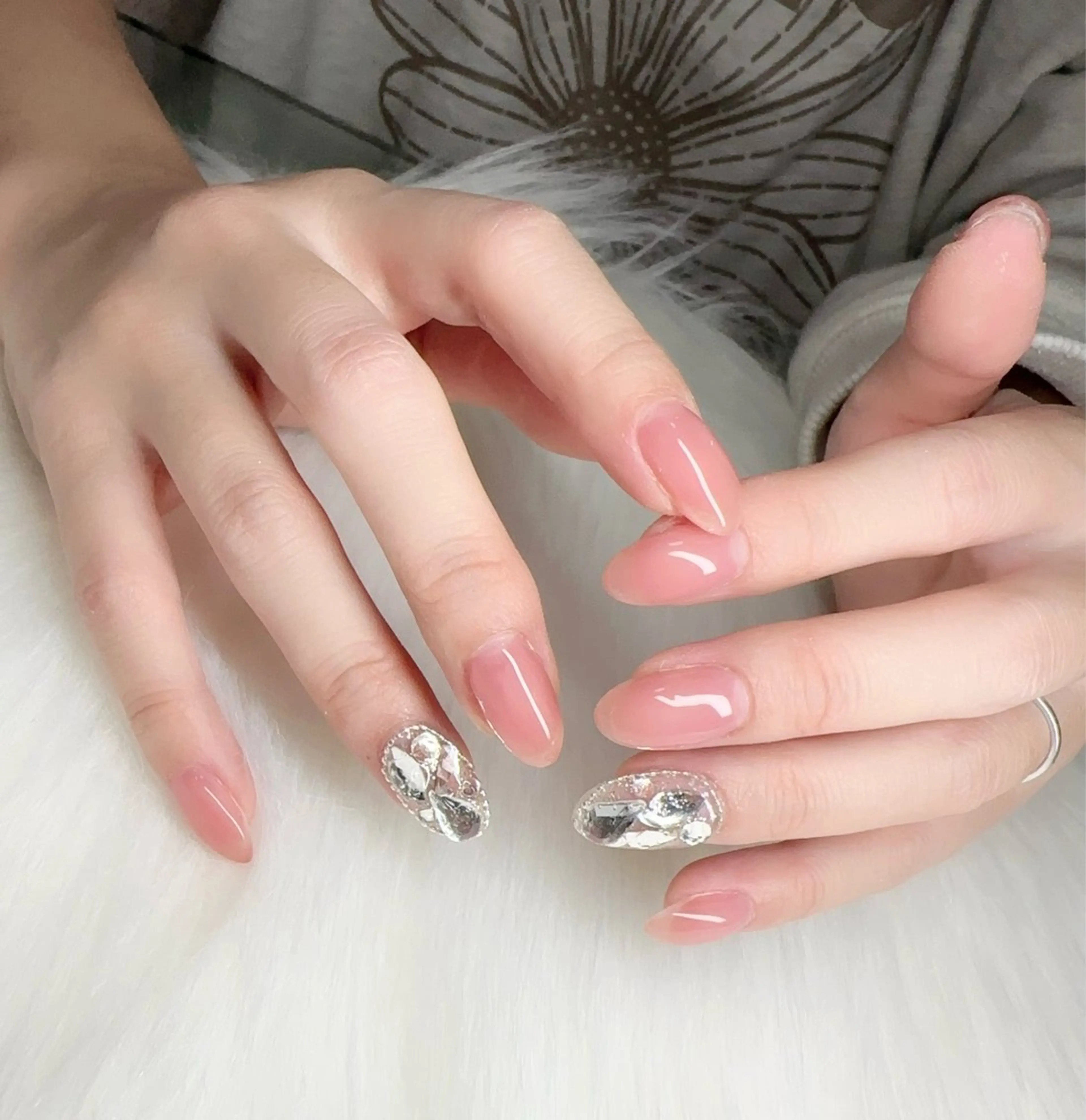 ネイル ジェルネイル Rnail. misatoのネイルデザイン