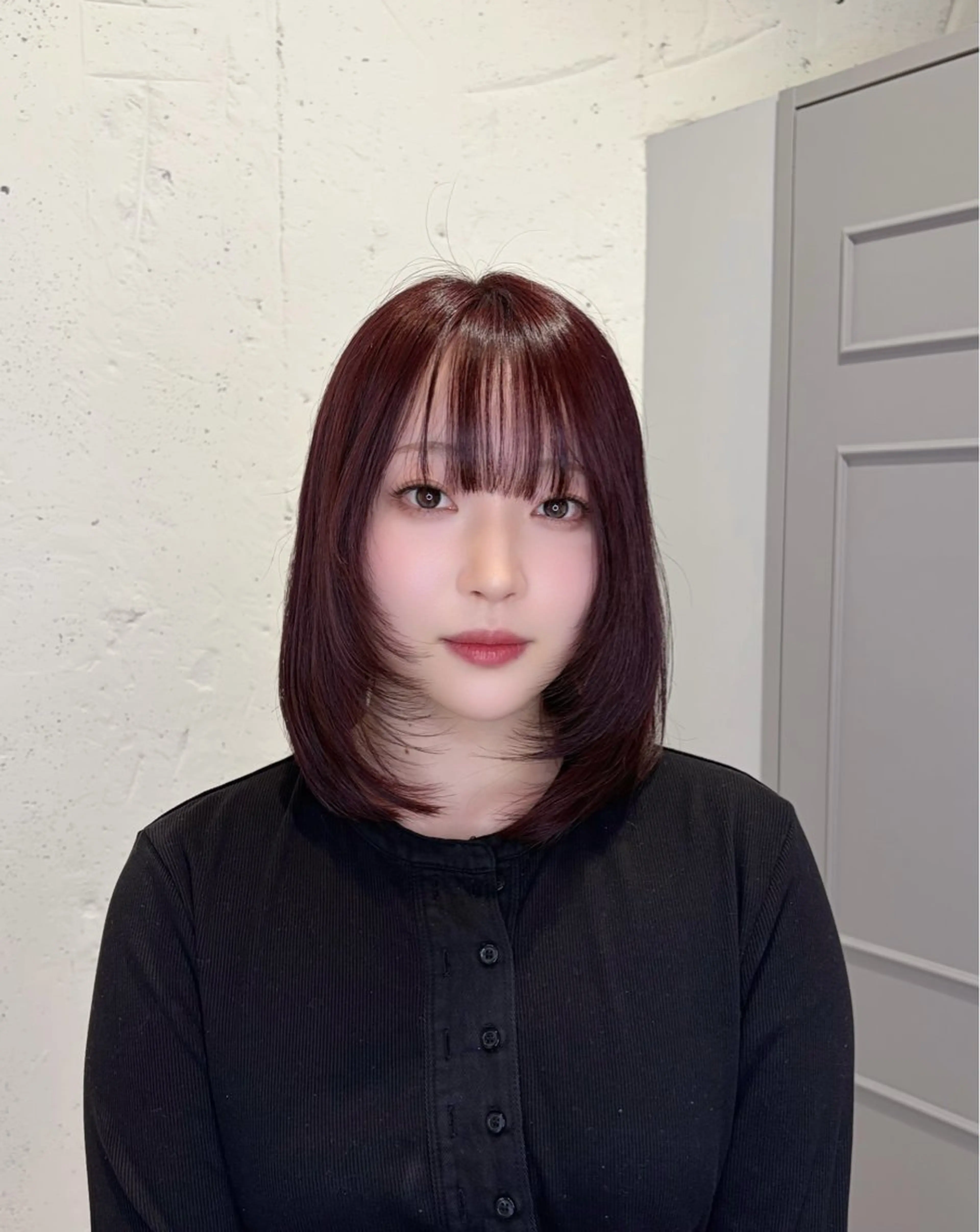 ミディアム カラー 透明感カラー🎀／ 寒色カラー／マツエクのヘアスタイル