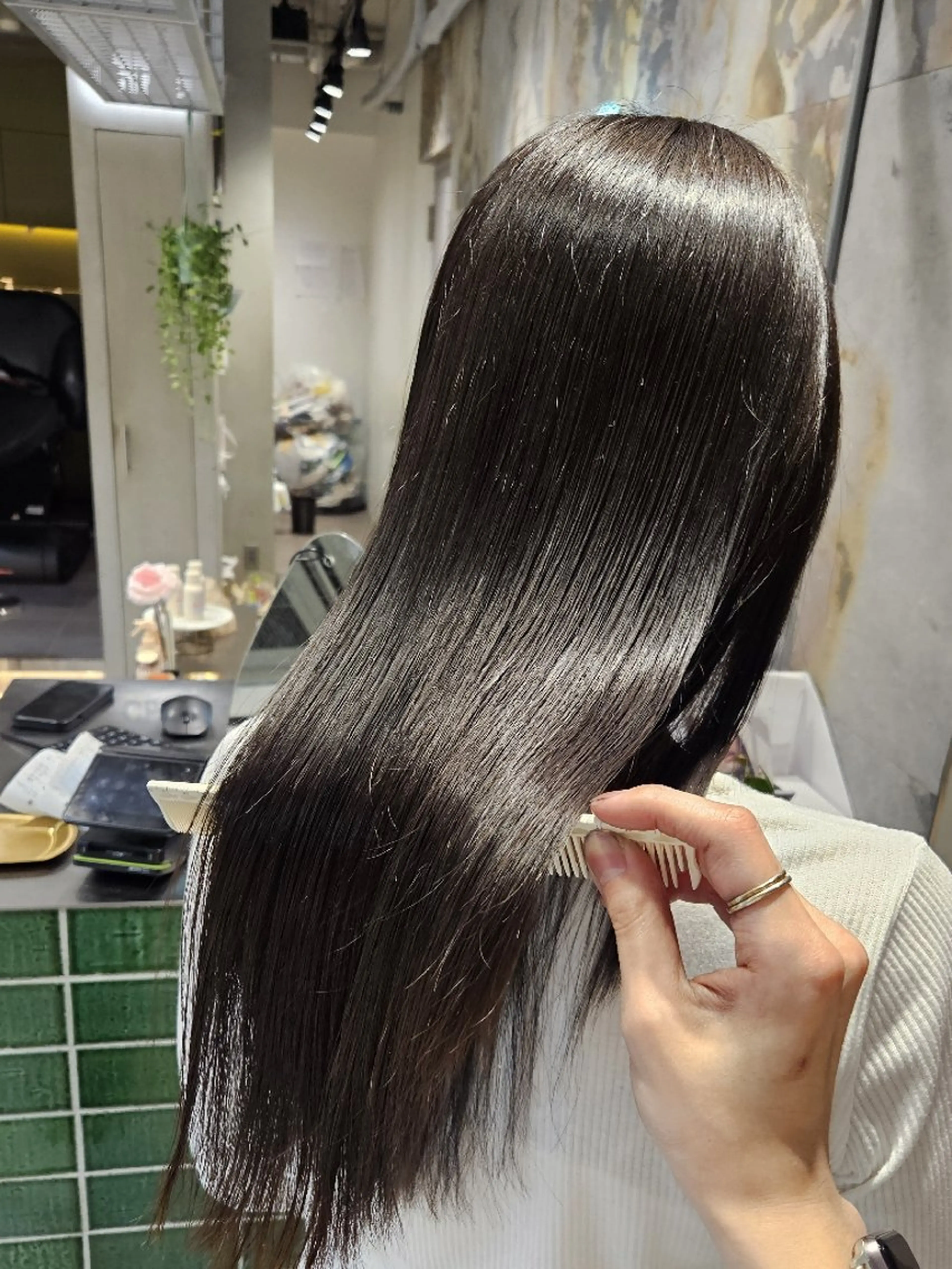 ロング カラー ヘアカラー トリートメント 💜透明感カラー/ 艶カラー/Reinaのヘアスタイル