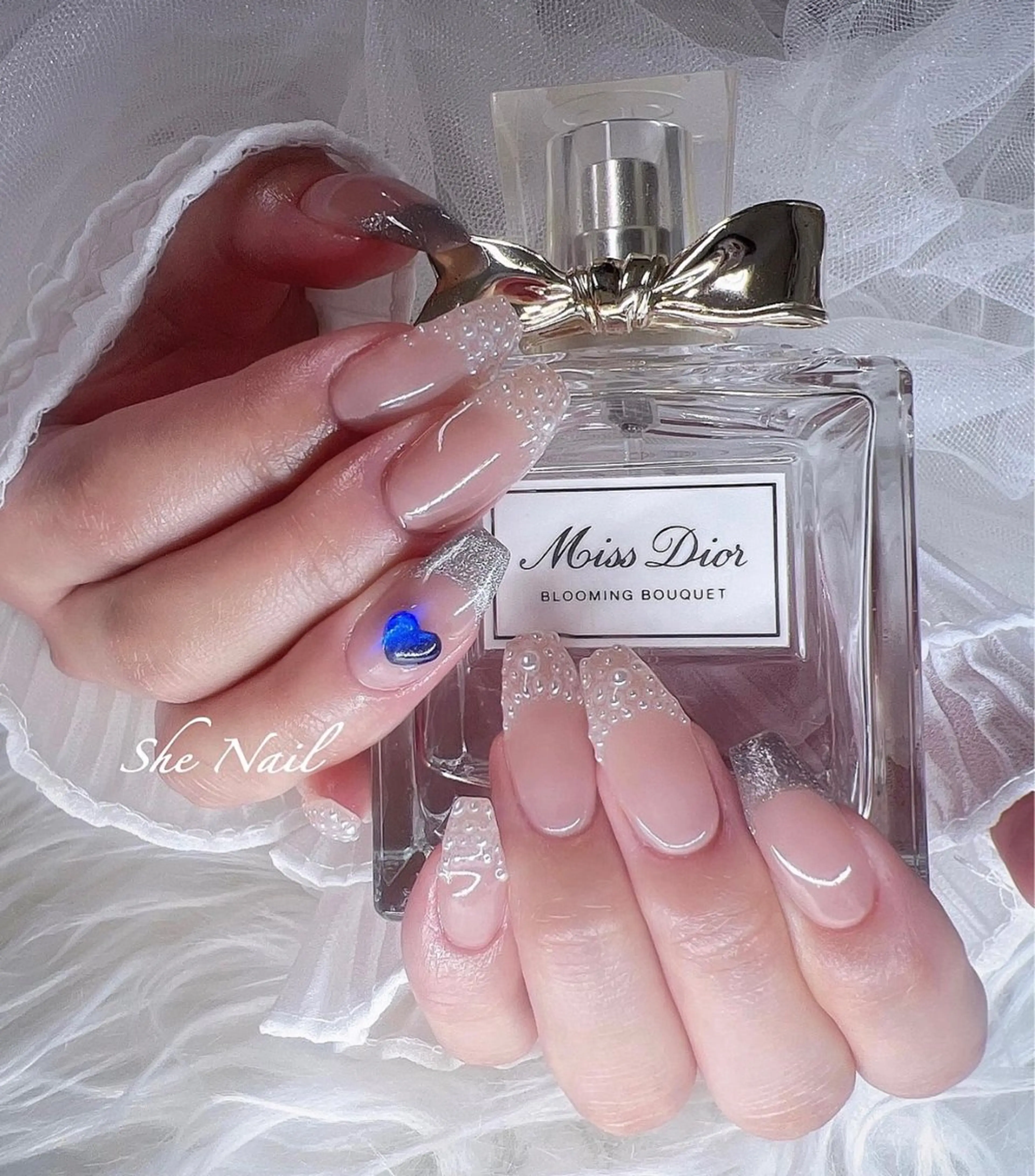 ネイル チークネイル 長さ出し フレンチネイル マグネットネイル 持ち込み ハンドネイル She   Nail所属・ISA_ BELLAのネイルデザイン