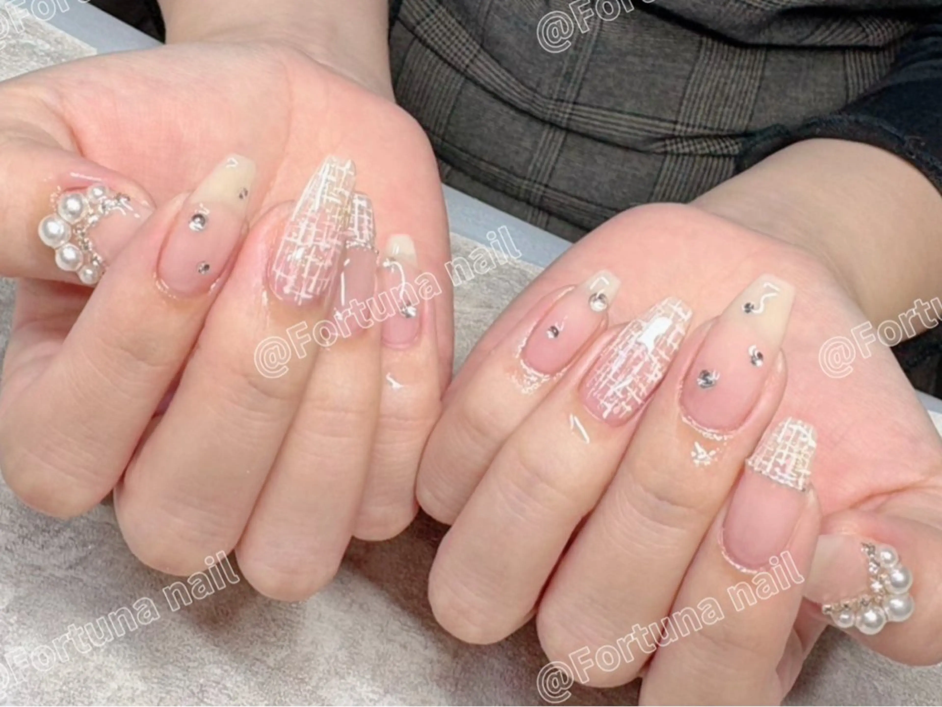 ネイル 持ち込み ハンドネイル ハンドケア Nail •Head スパFortunaのネイルデザイン