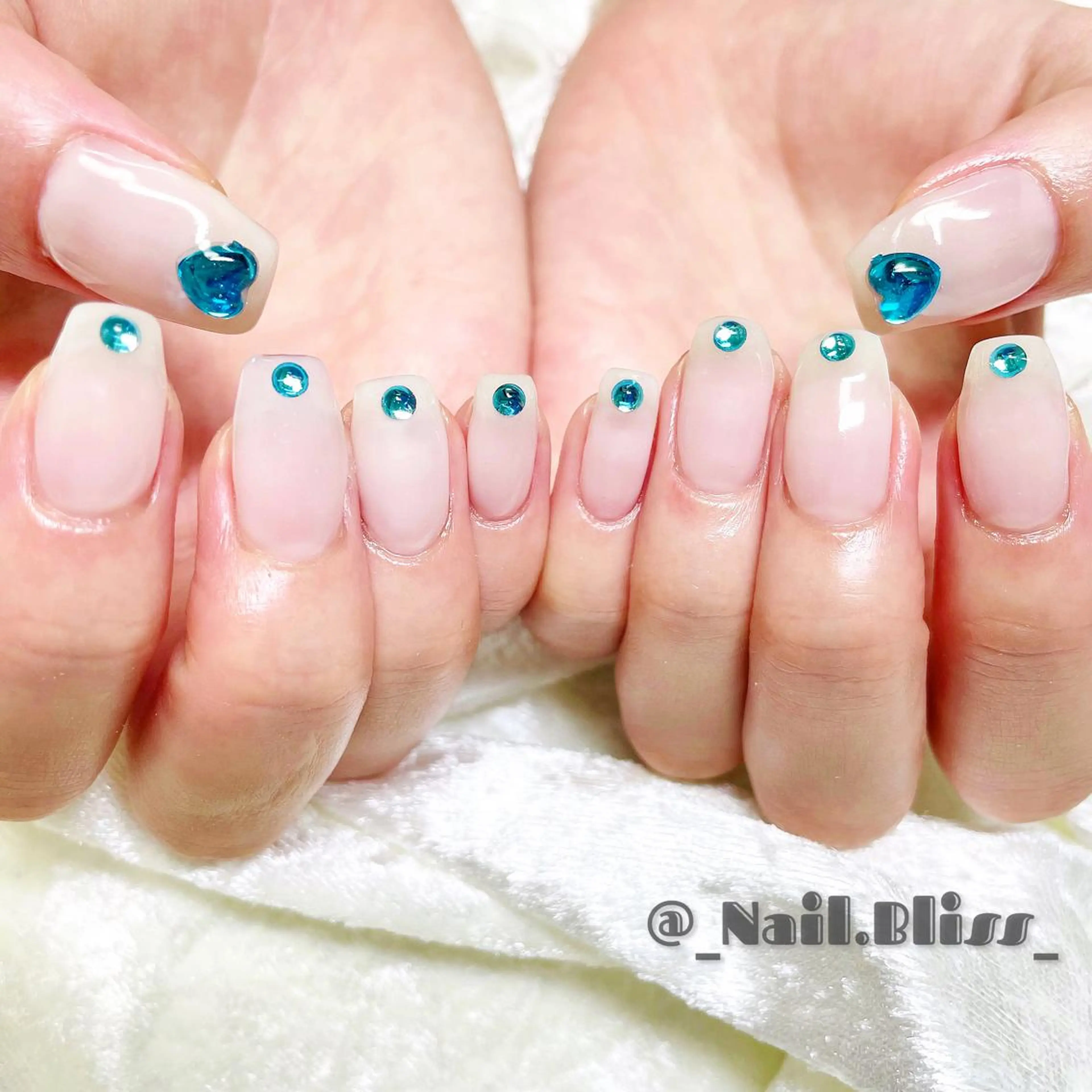 ネイル ハンドネイル NAIL BLISSのネイルデザイン