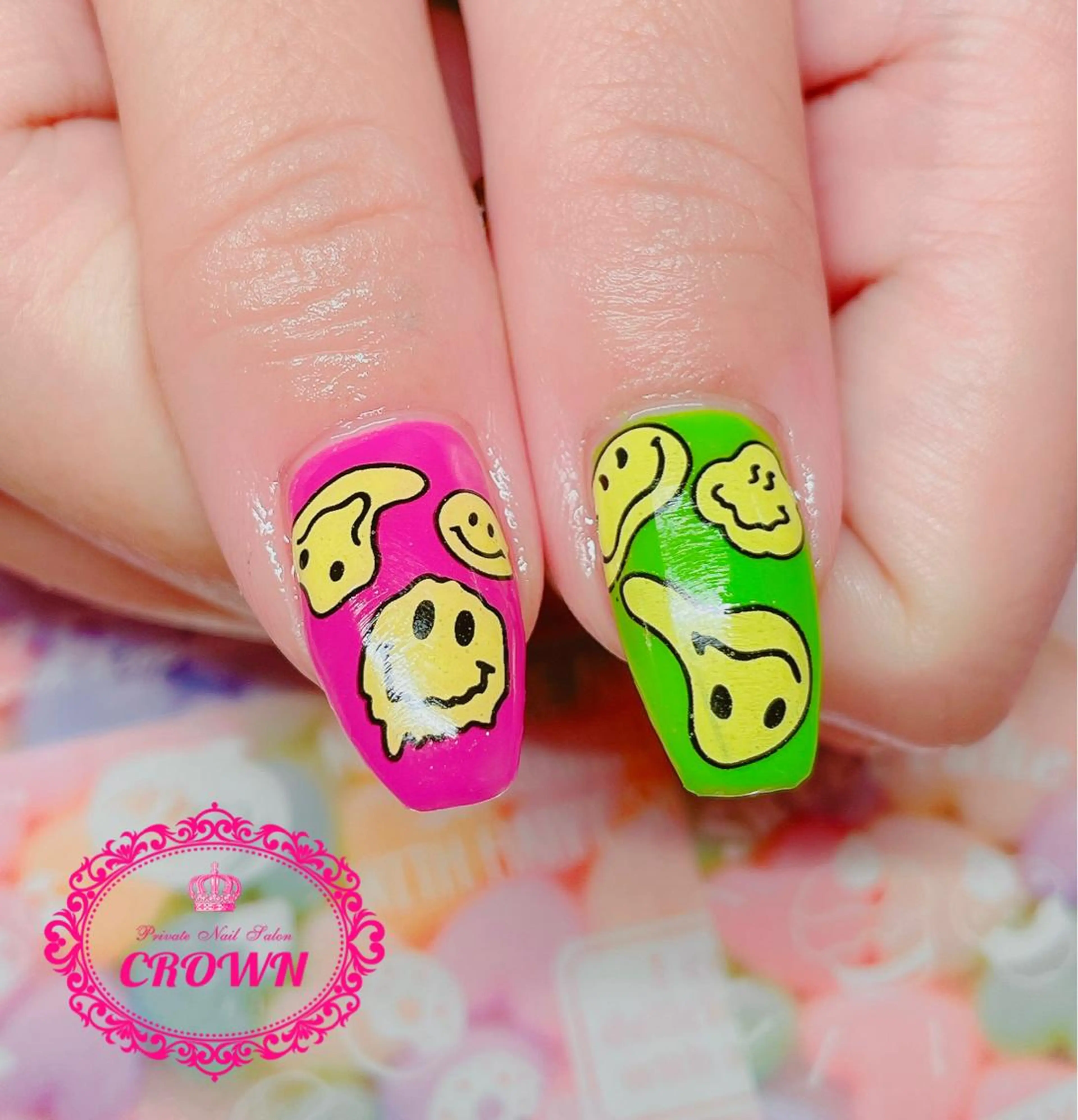 ネイル CROWN プライベートサロンのネイルデザイン