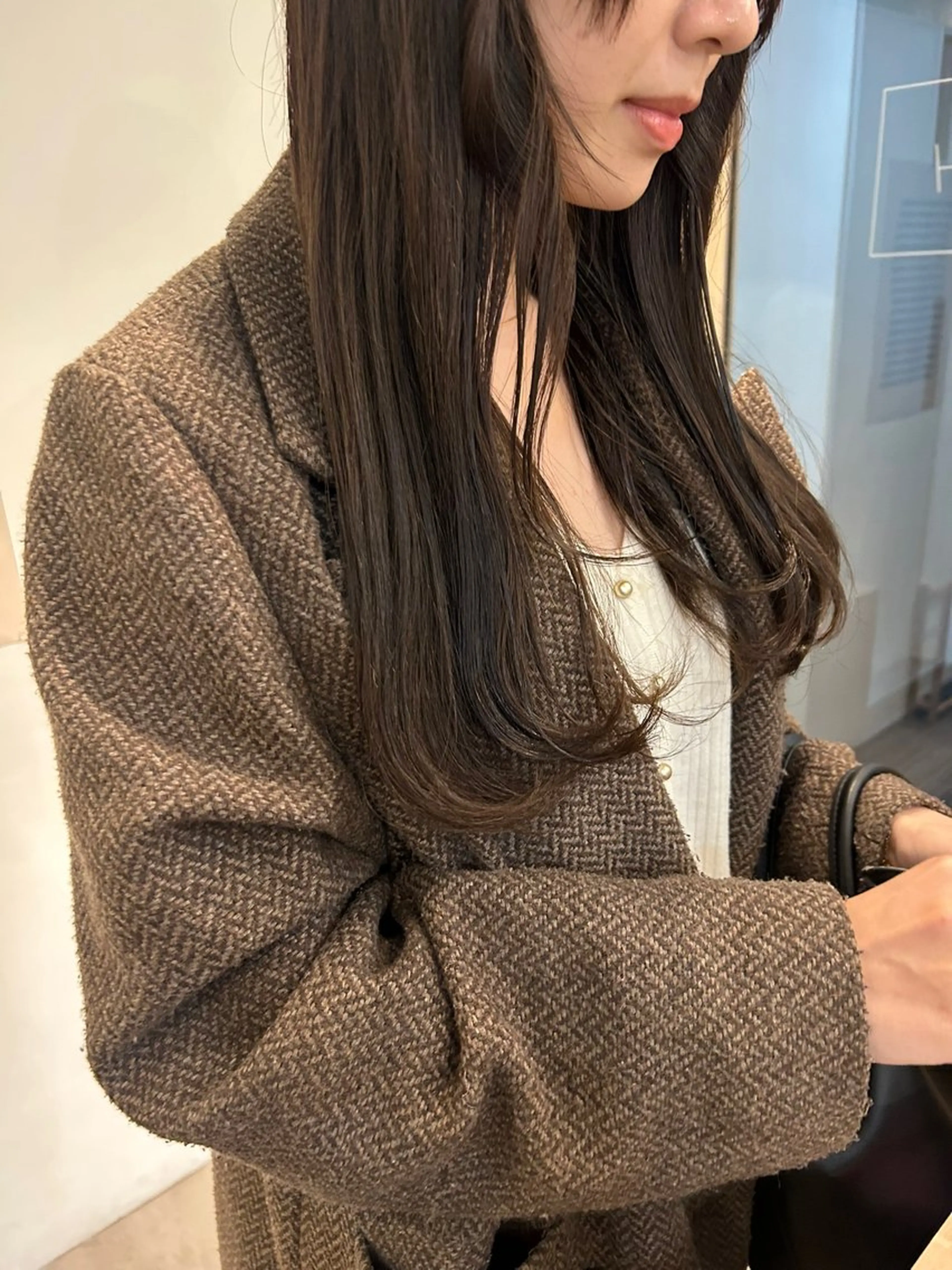 ロング カット ヘアカラー H女性専用サロン梅田所属・伊澤 紗弥のヘアスタイル