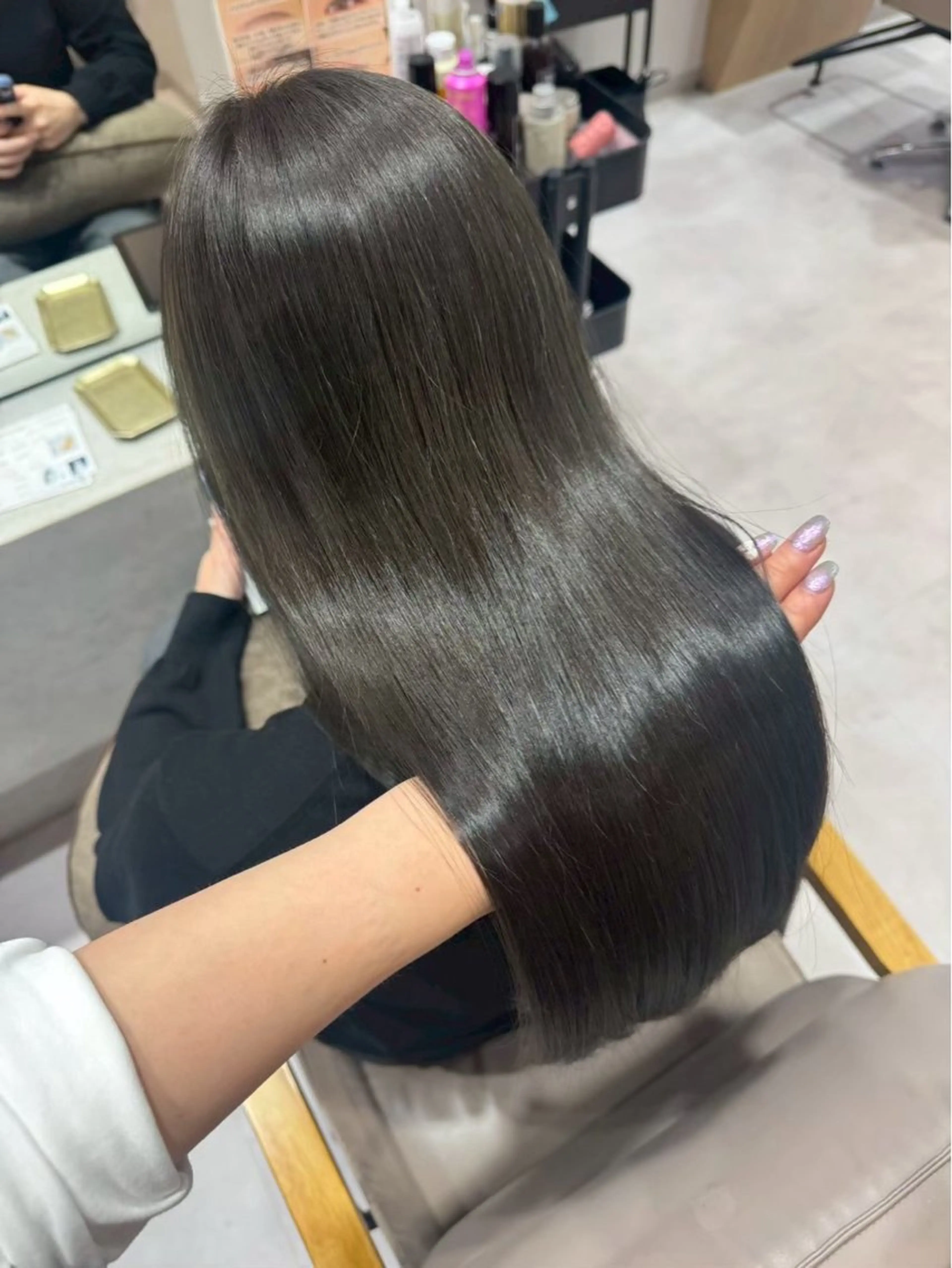 ロング カラー ヘアカラー 透明感カラー🫧 hana🎀のヘアスタイル