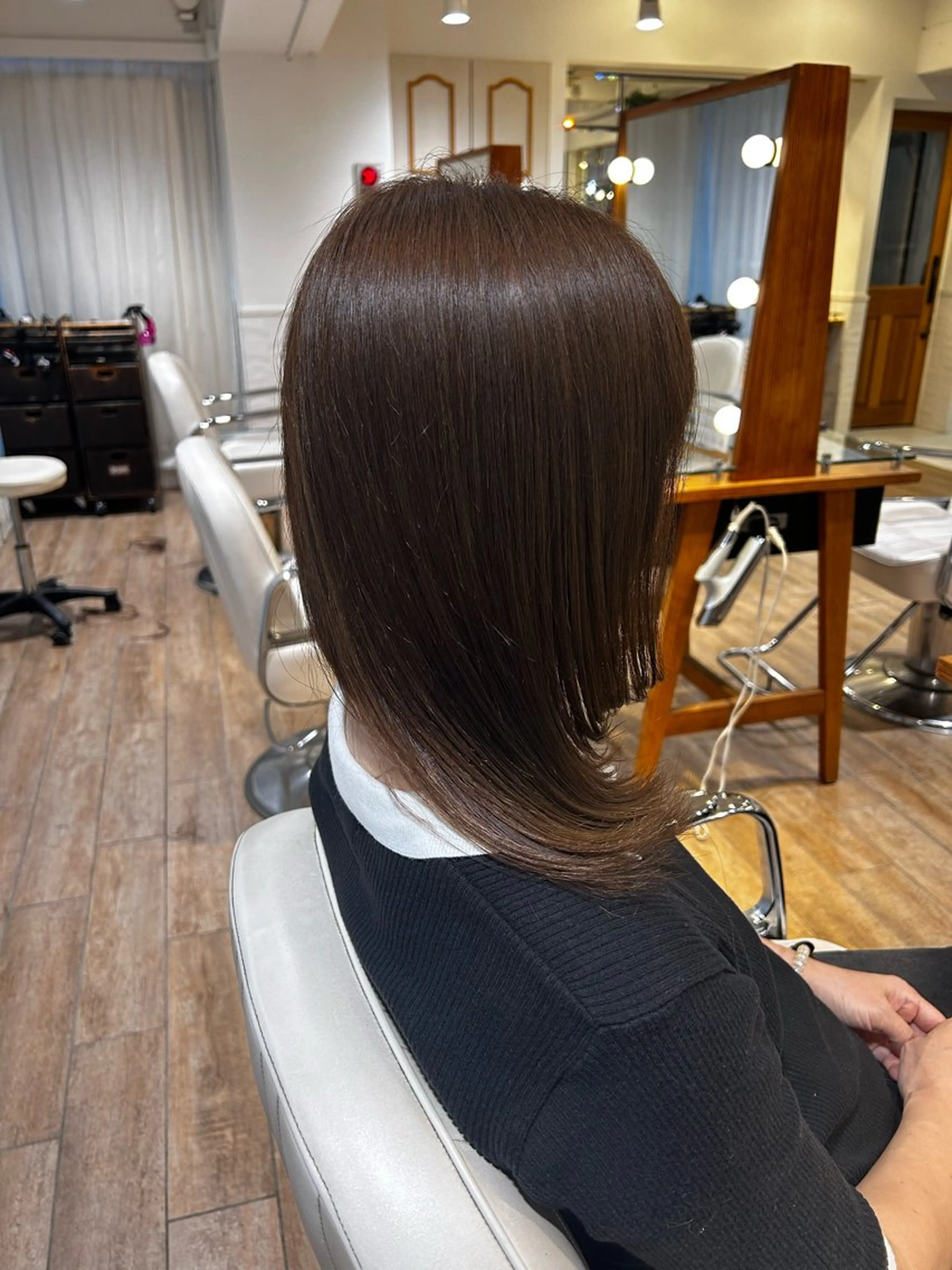 ミディアム カラー ハイトーン/カラー/ ヘアセット/松田健佑のヘアスタイル