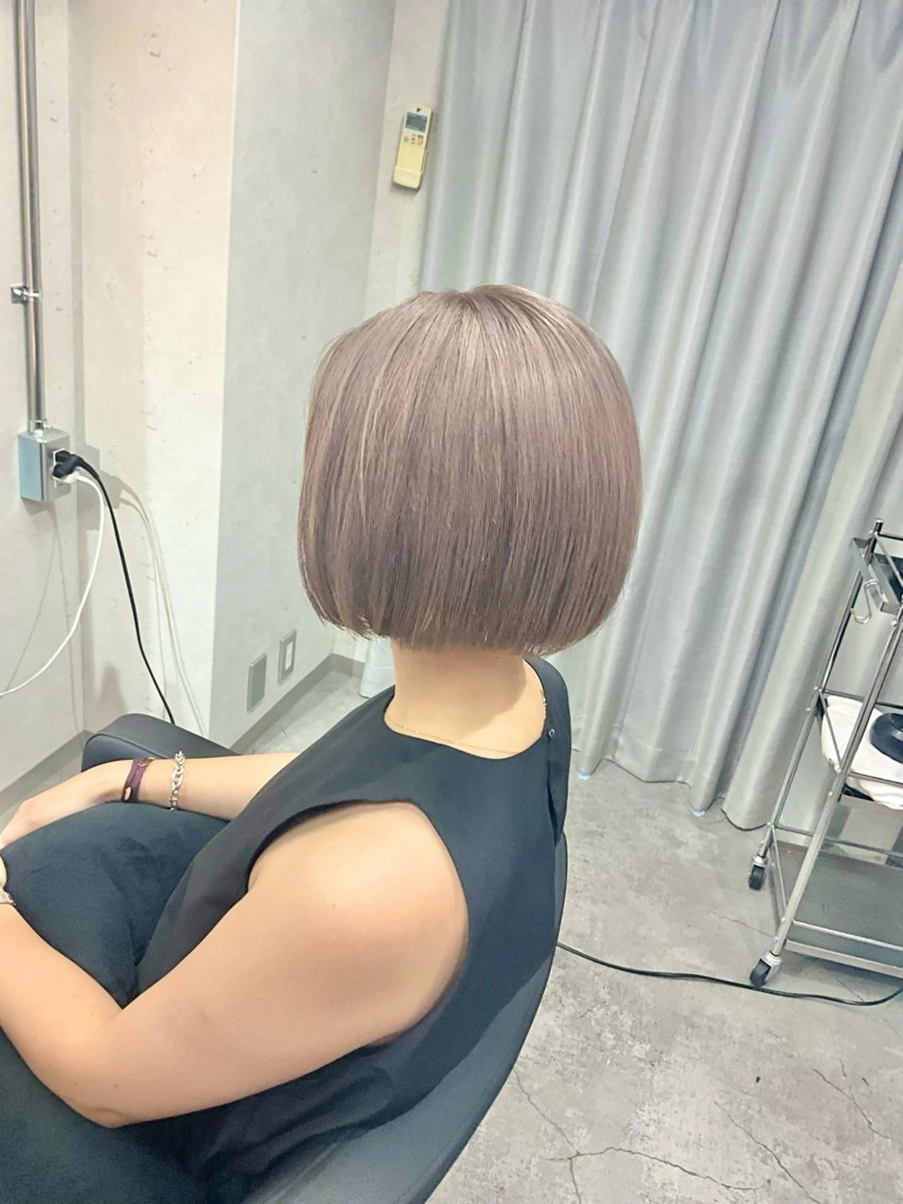 ショート カット ヘアカラー トリートメント 1日1名限定価格✂️ 髪質改善サロン代表谷のヘアスタイル