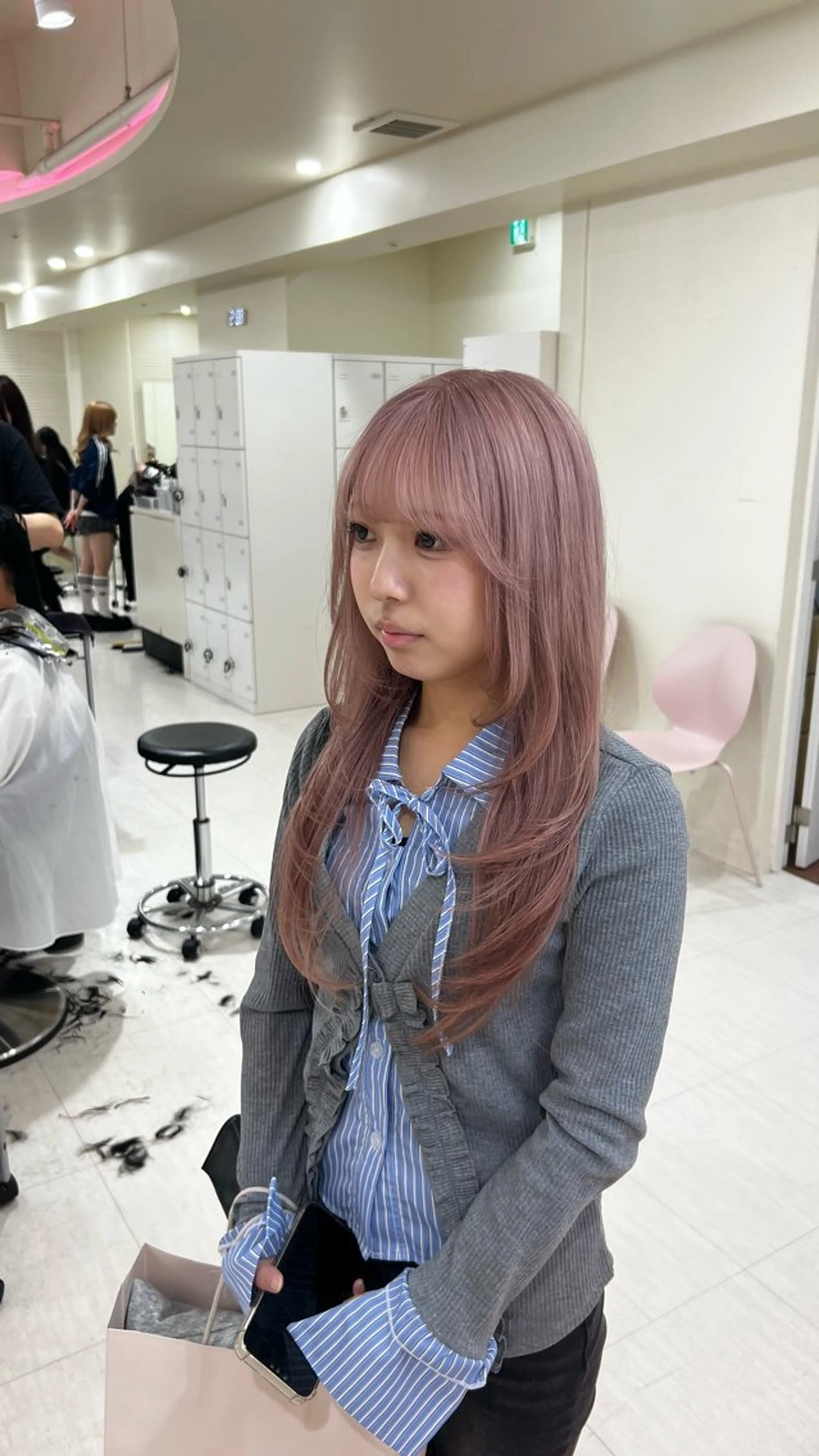 ロング カラー ヘアアレンジ ヘアカラー 韓国レイヤー＆ピンク 艶髪🩶maikoのヘアスタイル