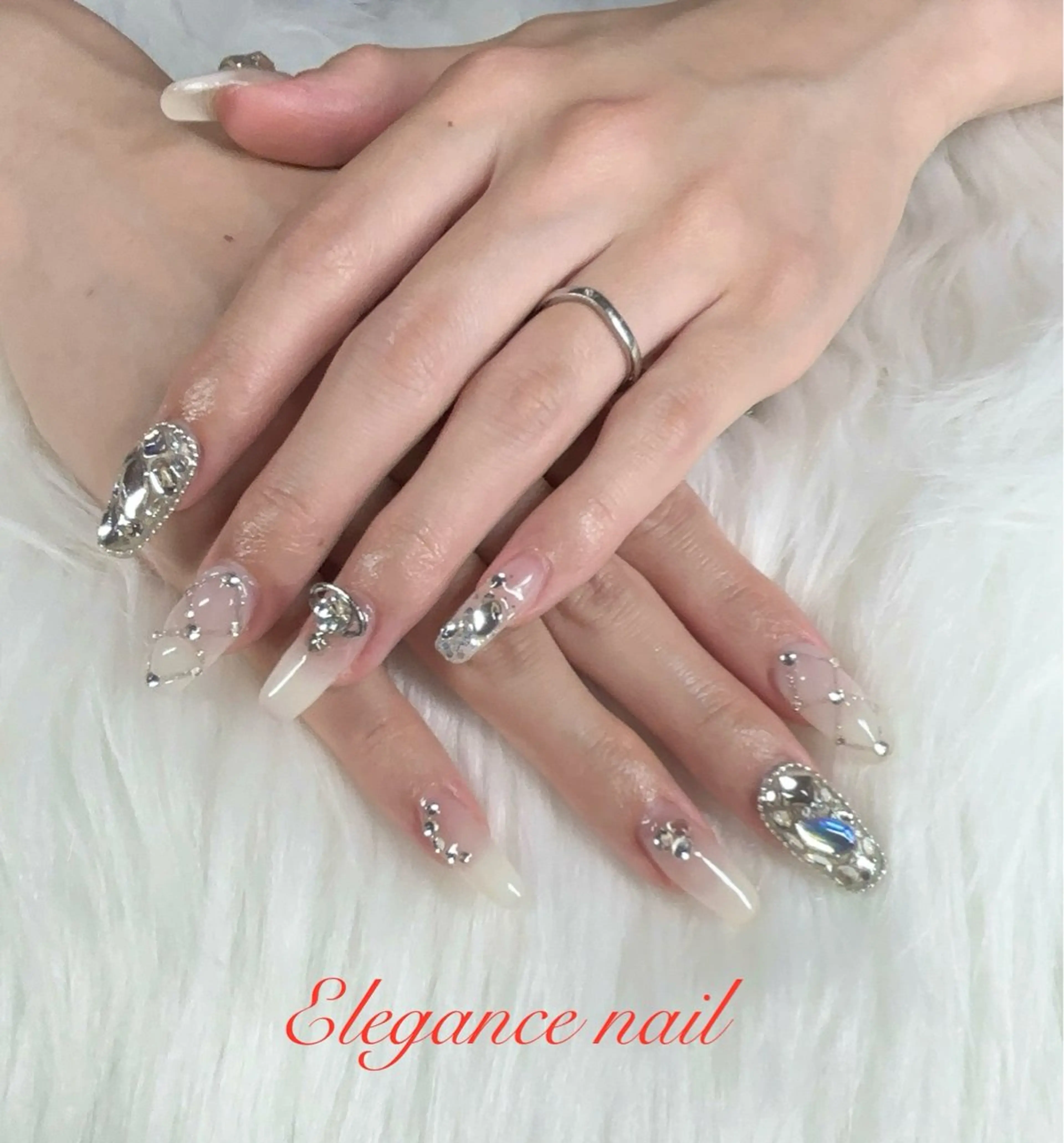 ネイル Elegance Nail本厚木店舗のネイルデザイン