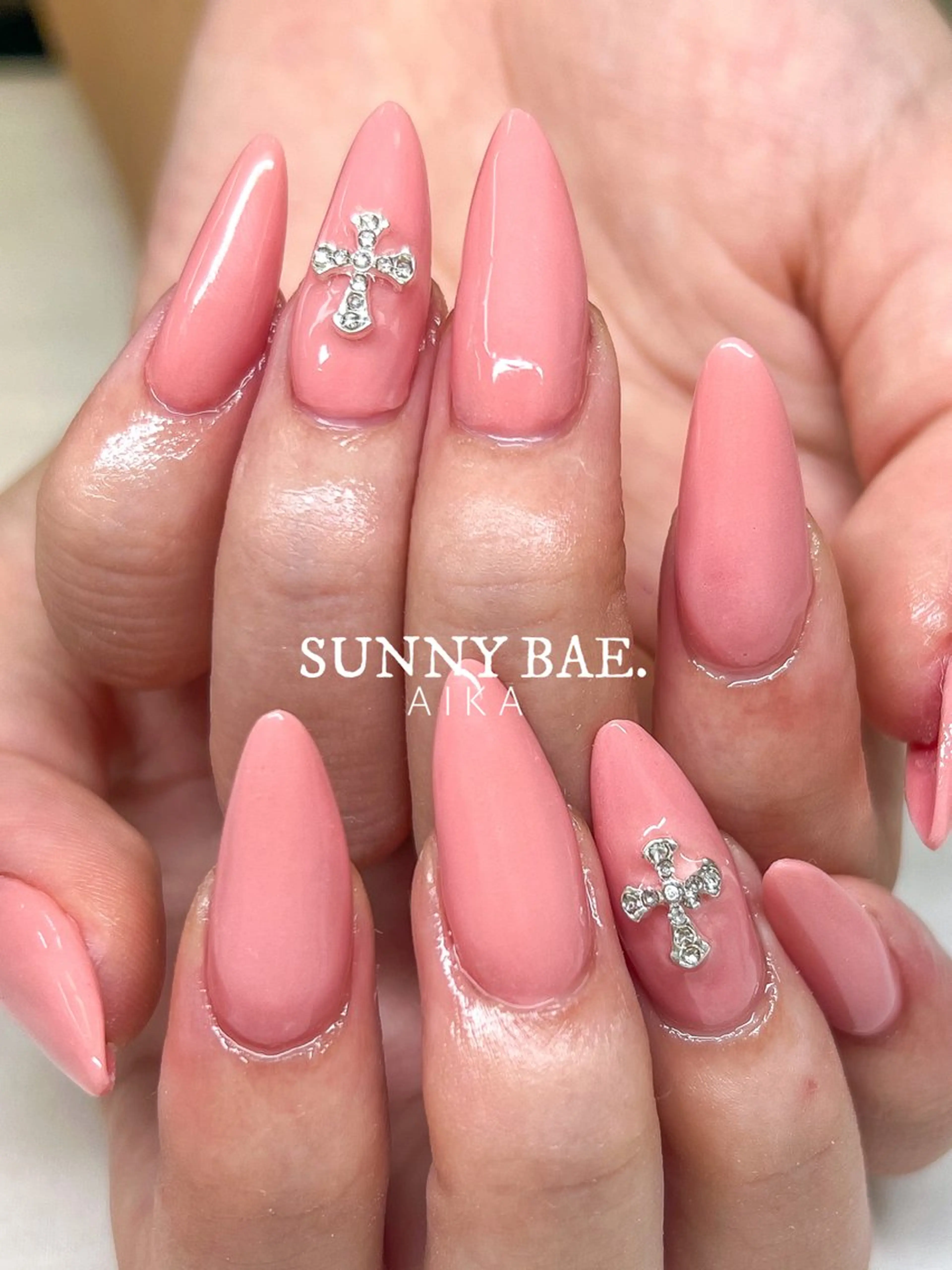 ネイル ジェルネイル キラキラネイル ロングネイル 持ち込み ワンカラーネイル Made By AIKAのネイルデザイン