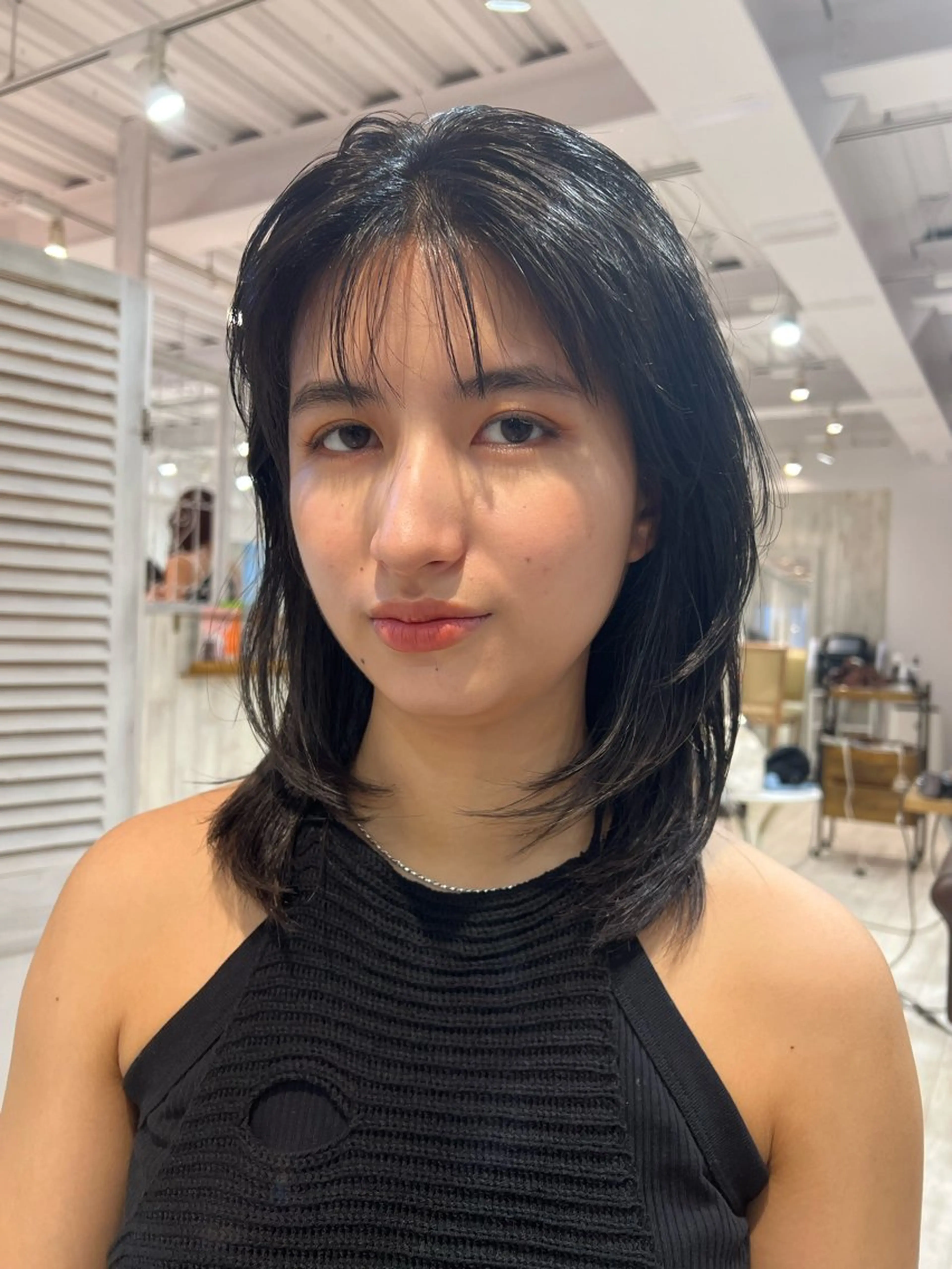 ミディアム レイヤーカット 韓国ヘア 🎀華澄のヘアスタイル