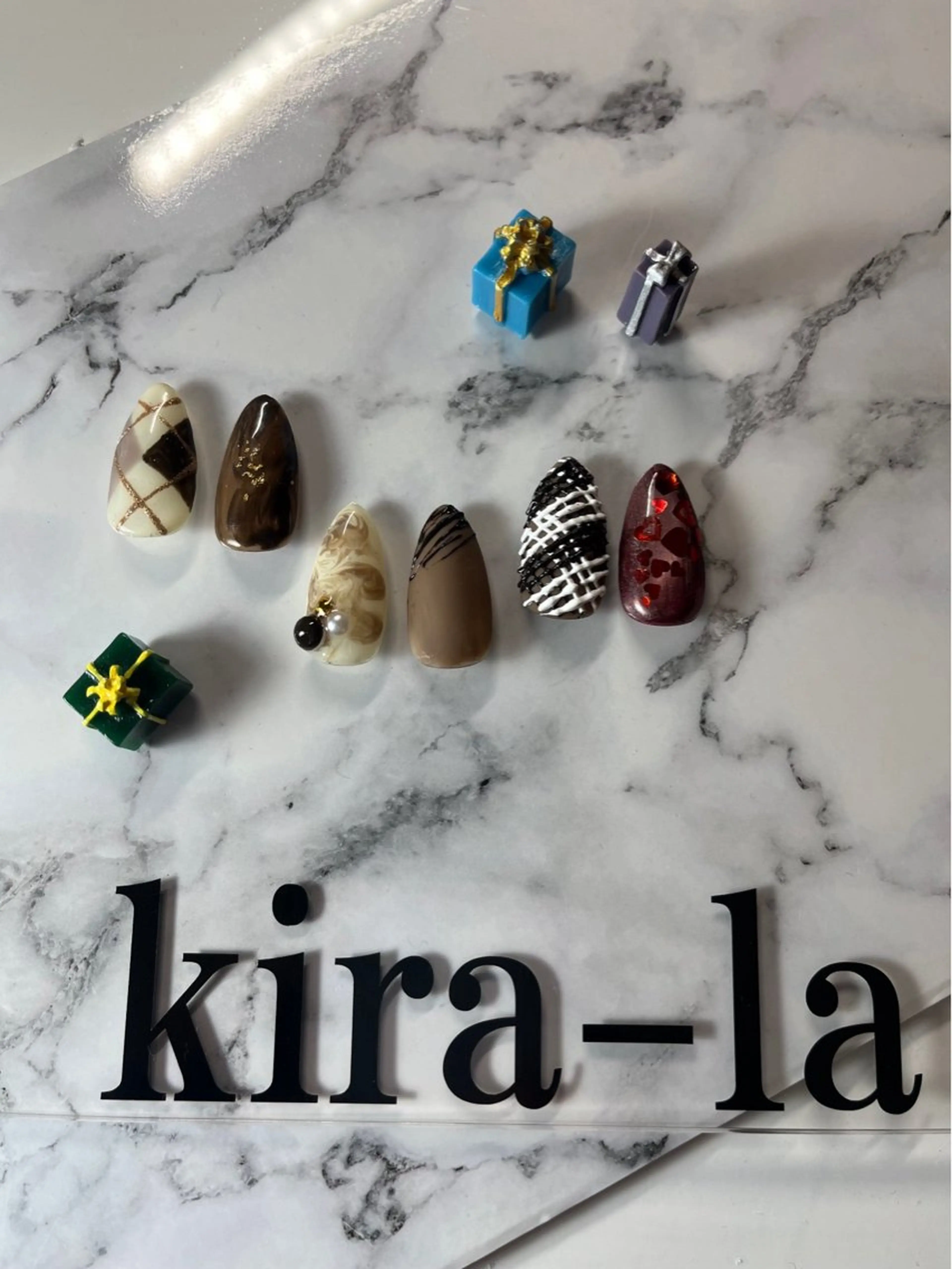 ネイル バレンタイン kira-la キララ･:*..のネイルデザイン