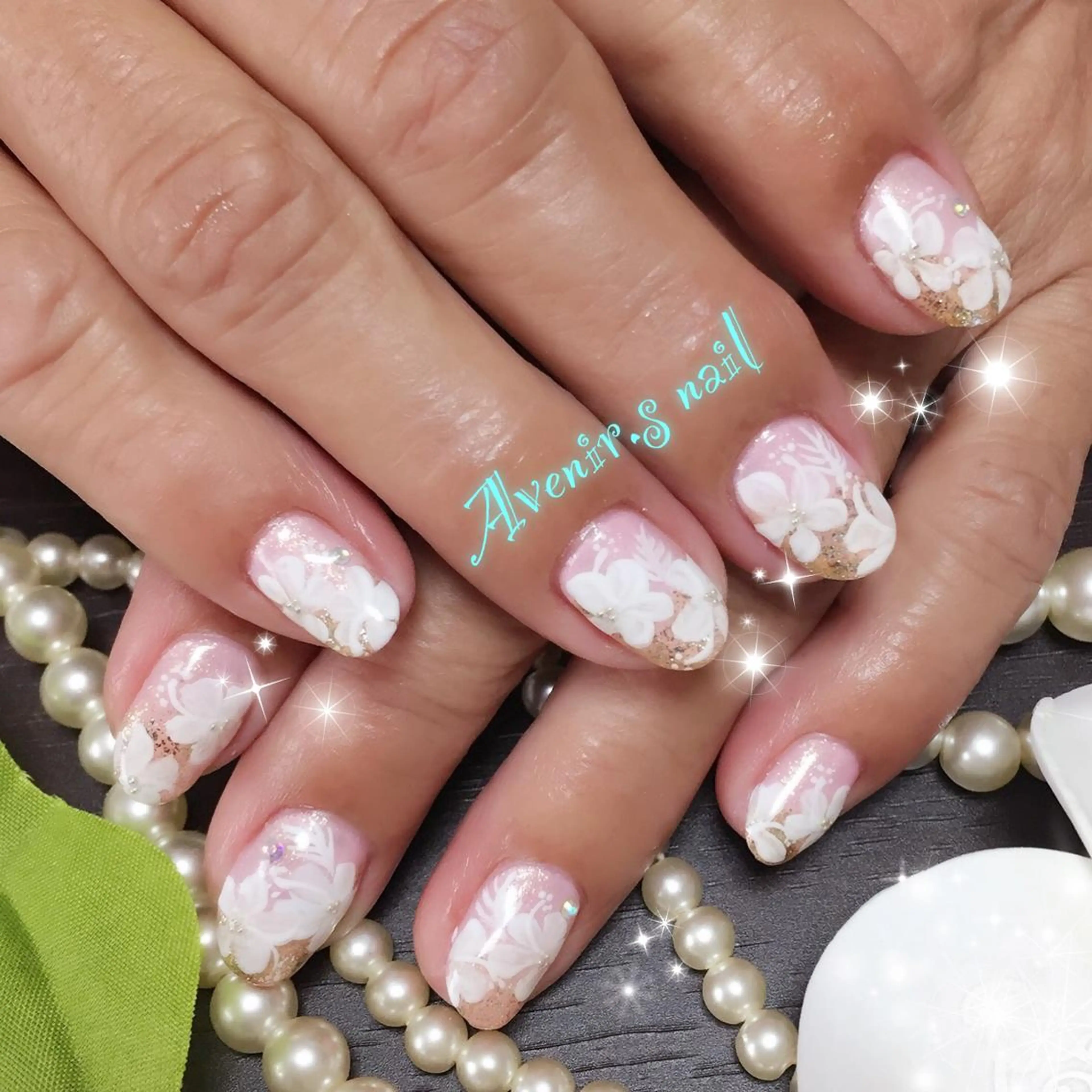 ネイル フラワーネイル Home Salon Avenir.のネイルデザイン