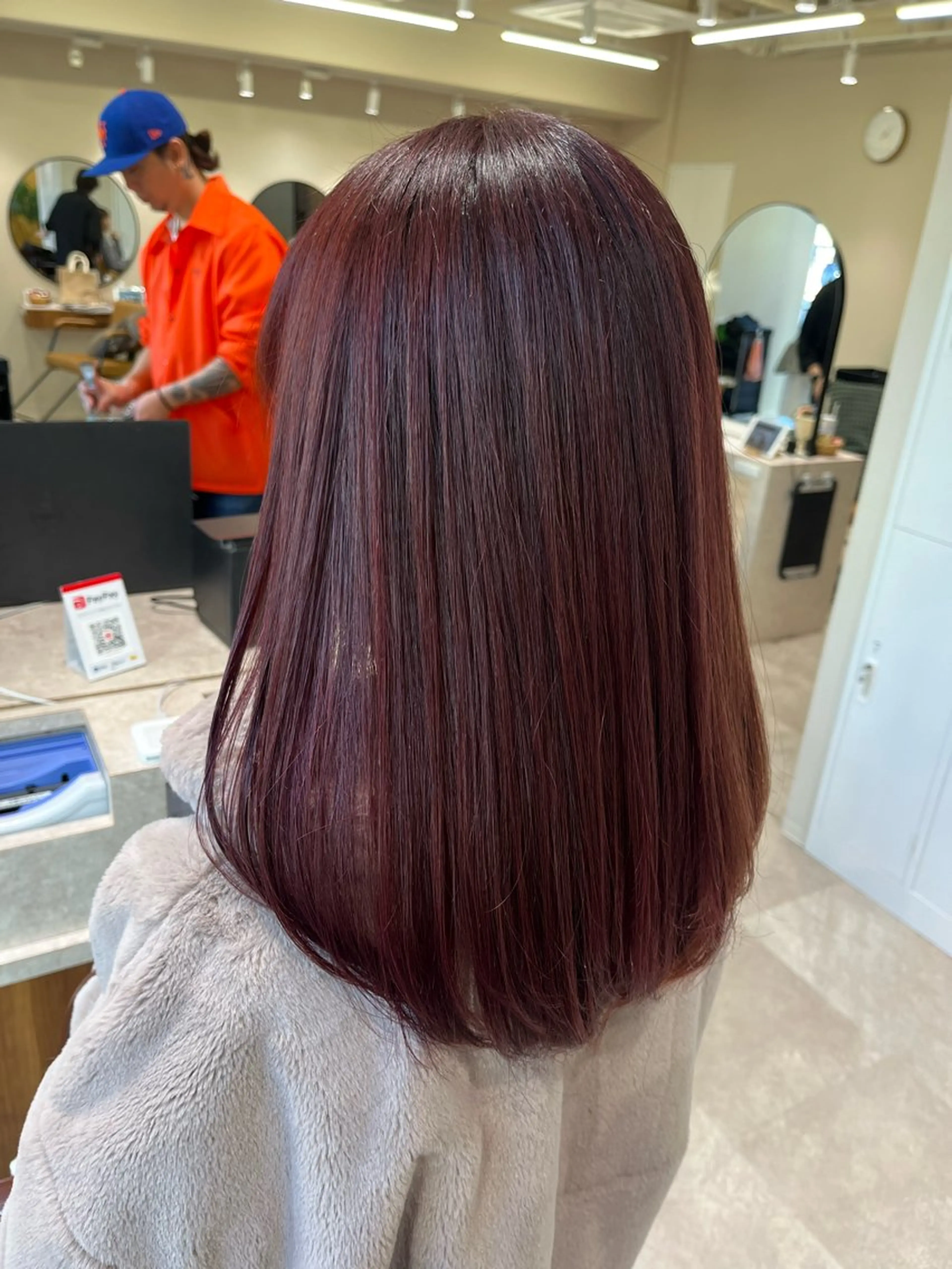 セミロング カット ヘアカラー 林 花鈴🐇🌸のヘアスタイル