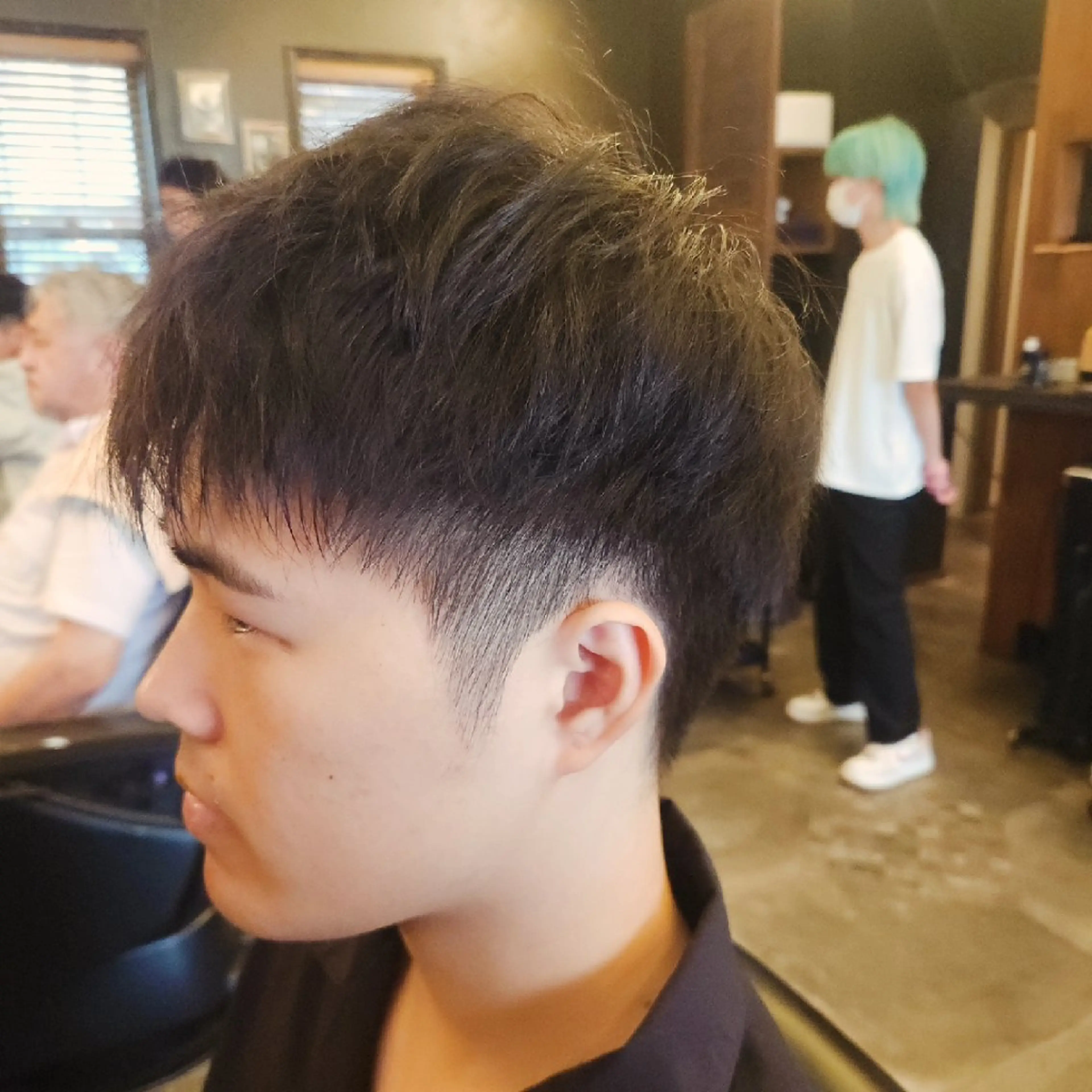 メンズ大学生限定 カット、シェービング、シャンプーの写真