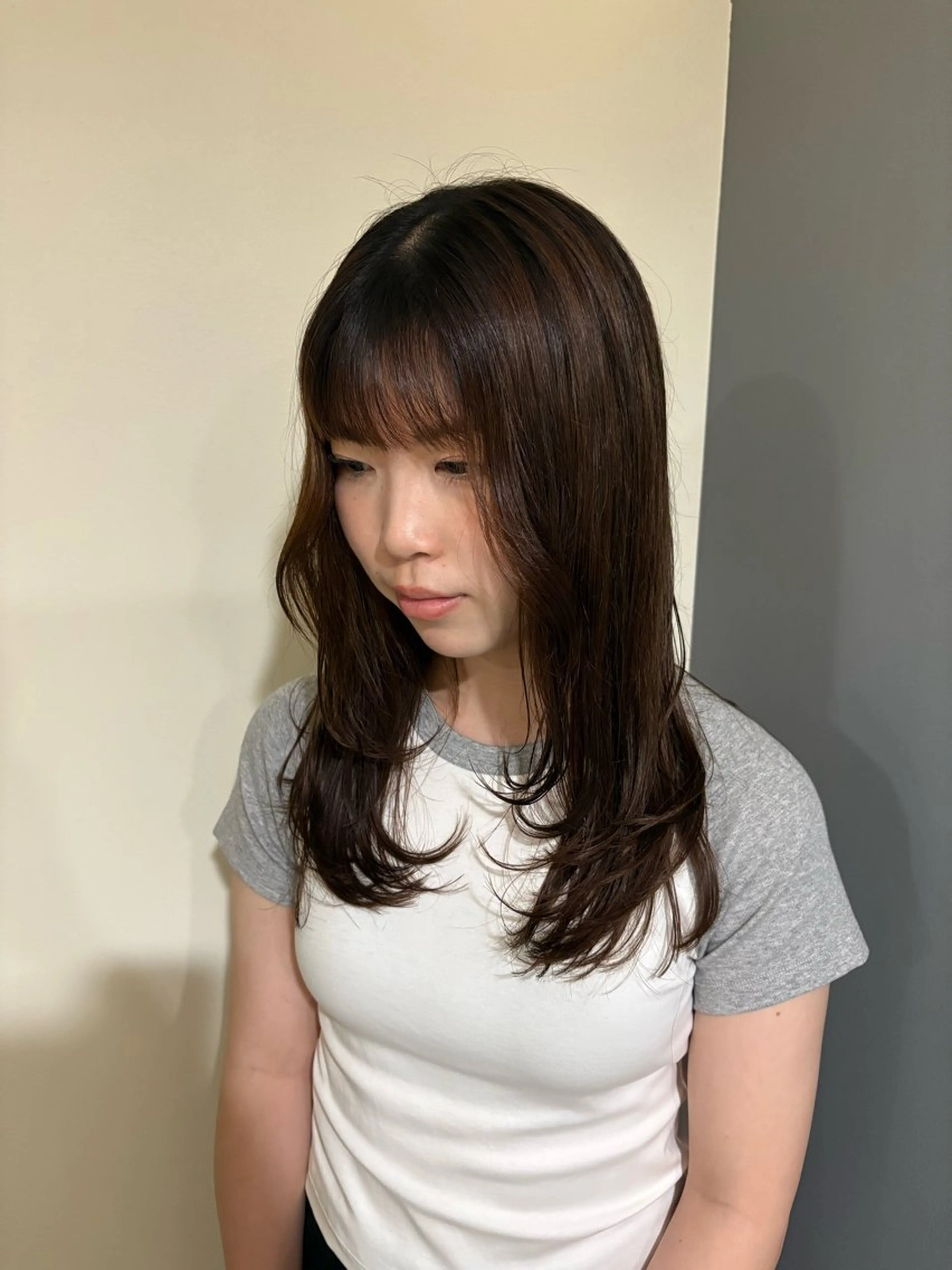 ロング ロングレイヤー レイヤーカット ロング 宇野愛華∕ パーマスタイルのヘアスタイル