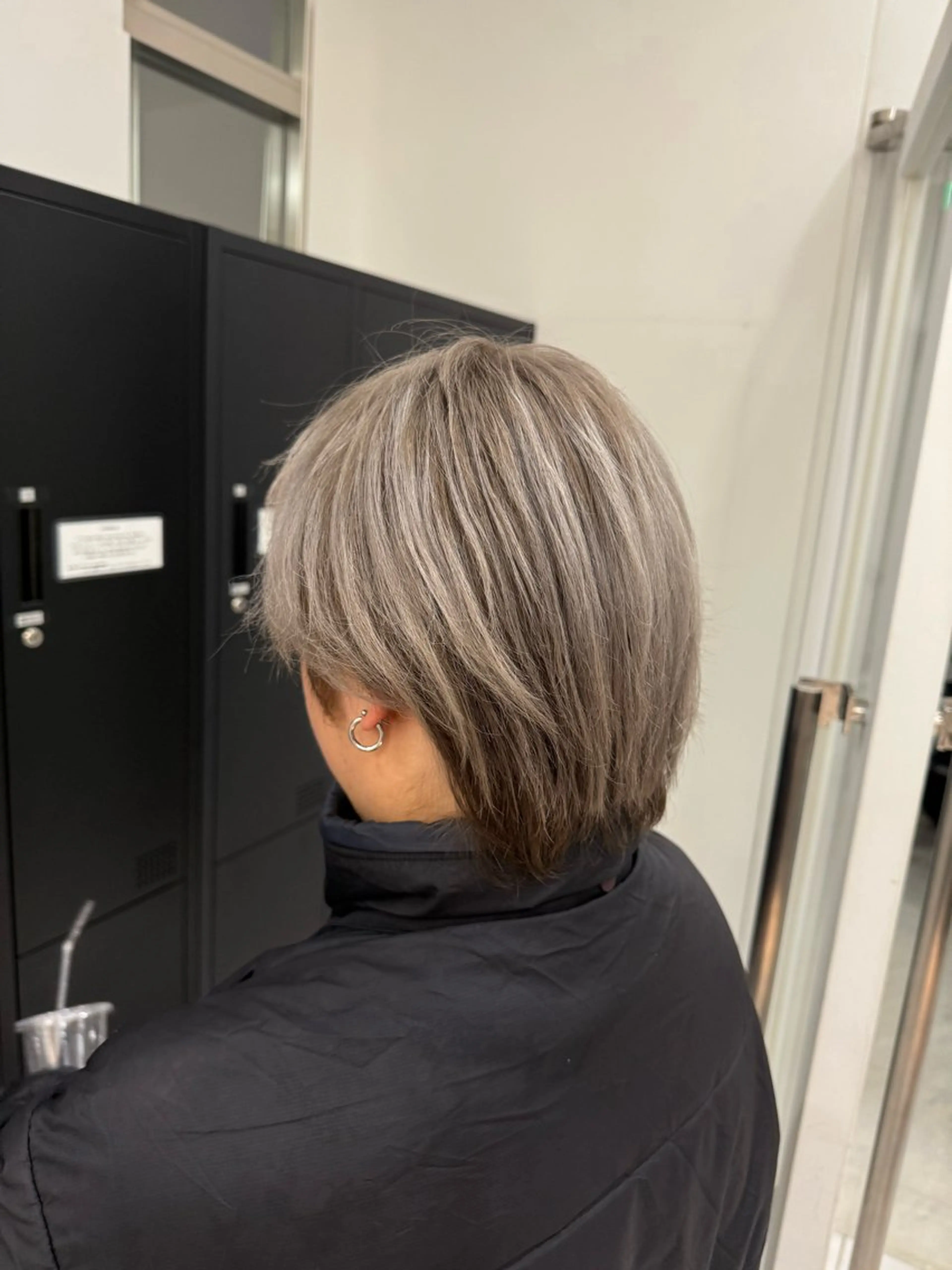 ショート カラー ベージュカラー ブリーチ ケアブリーチ 透明感カラー デザインカラー ヘアカラー トリートメント 渋谷髪質改善/縮毛 矯正/かすが🪽🫧のヘアスタイル