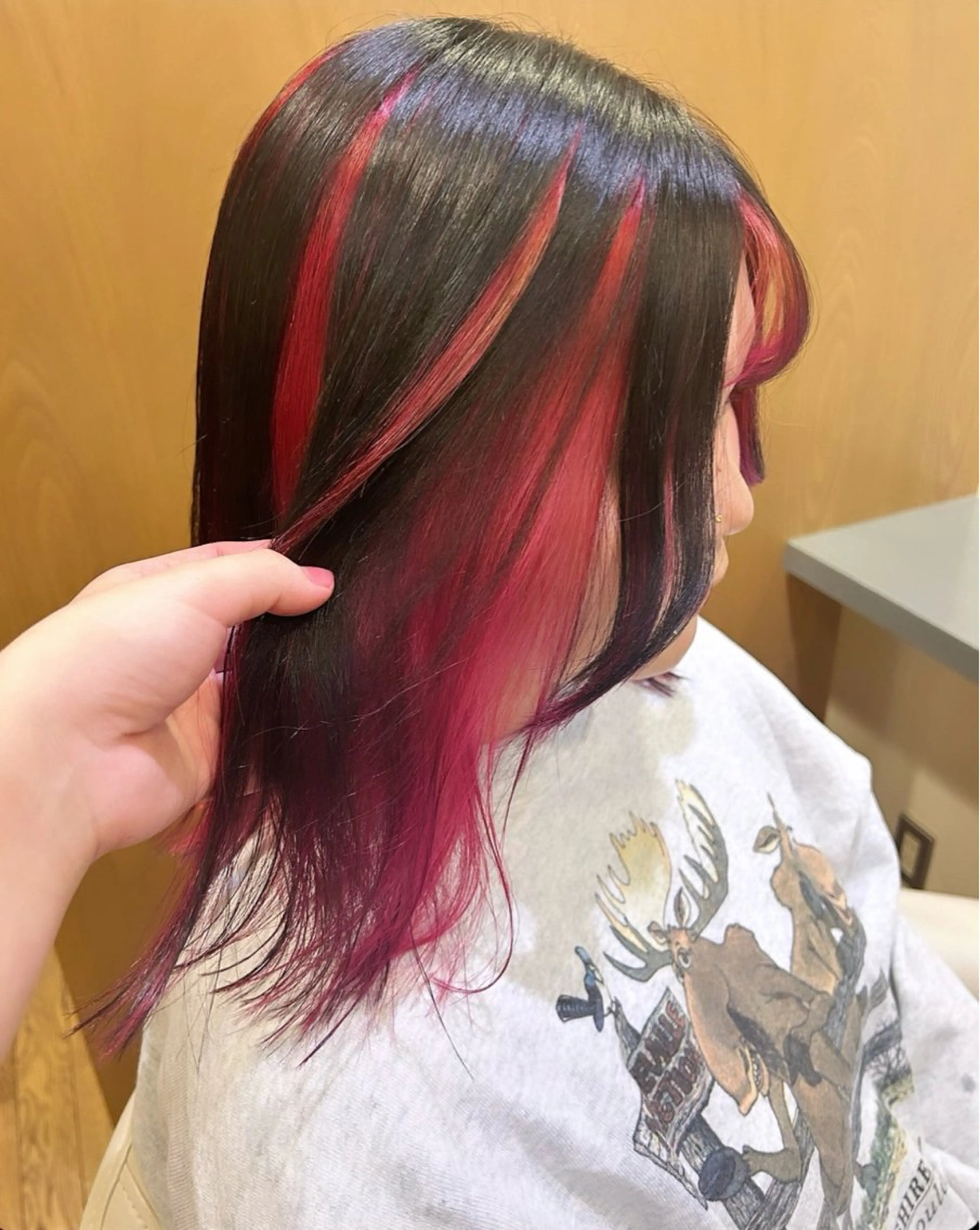 ミディアム カラー ブリーチ 小島 千夏のヘアスタイル