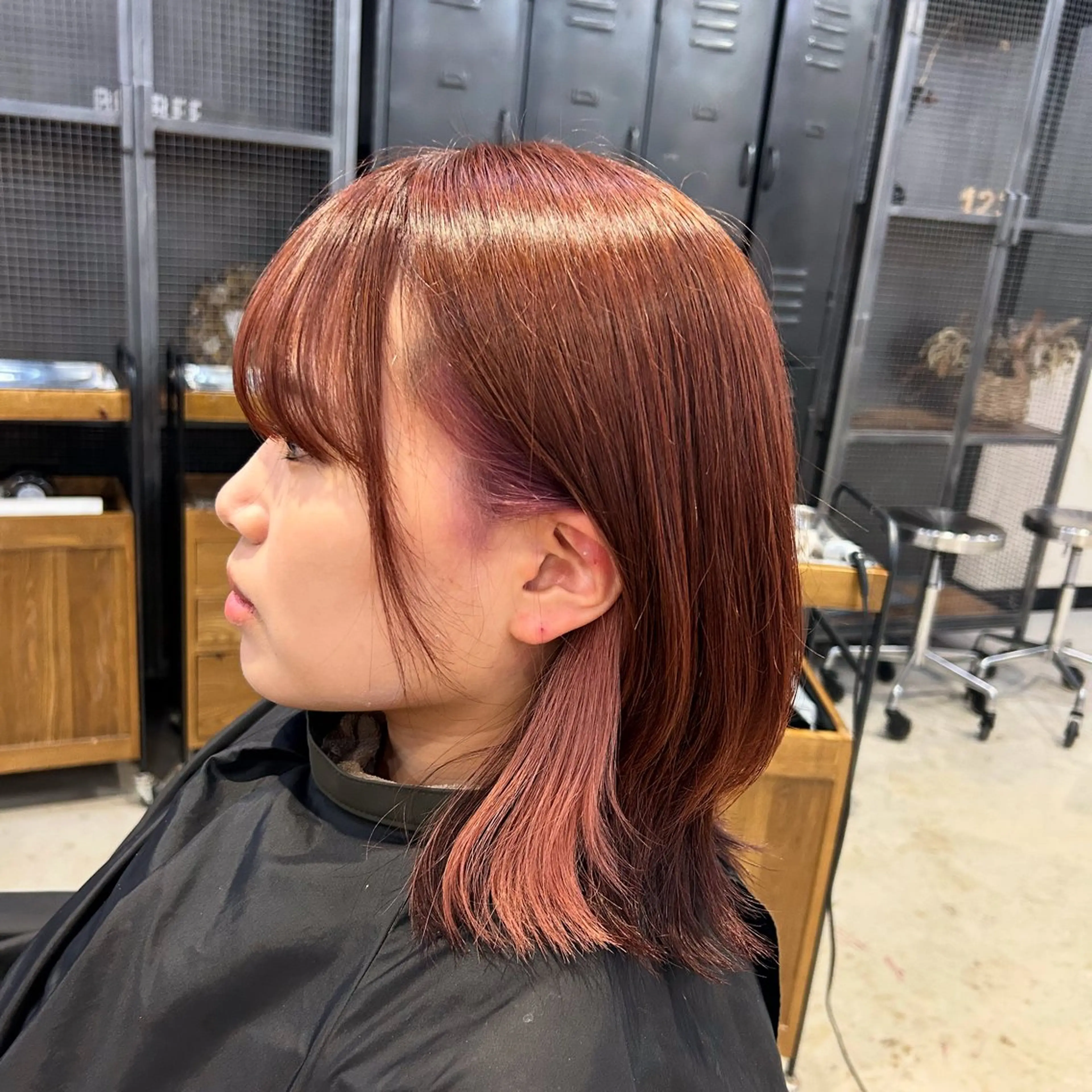 カラー イヤリングカラー ピンクカラー ヘアカラー 植吉 琉月のヘアスタイル