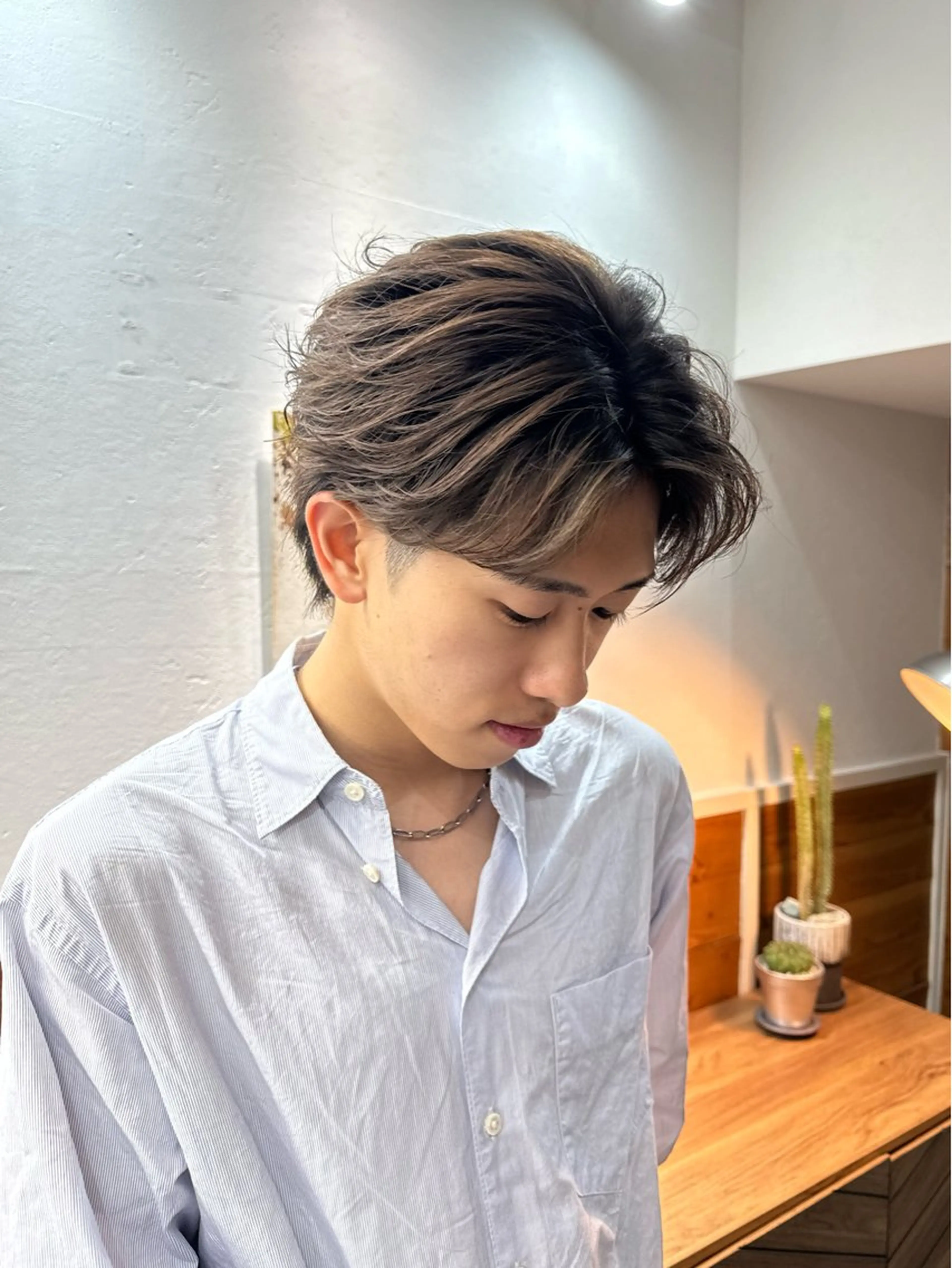 パーマ メンズ センターパート メンズパーマ ニュアンスパーマ カット パーマ シャドウパーマ/ 波巻パーマYu-Kiのヘアスタイル