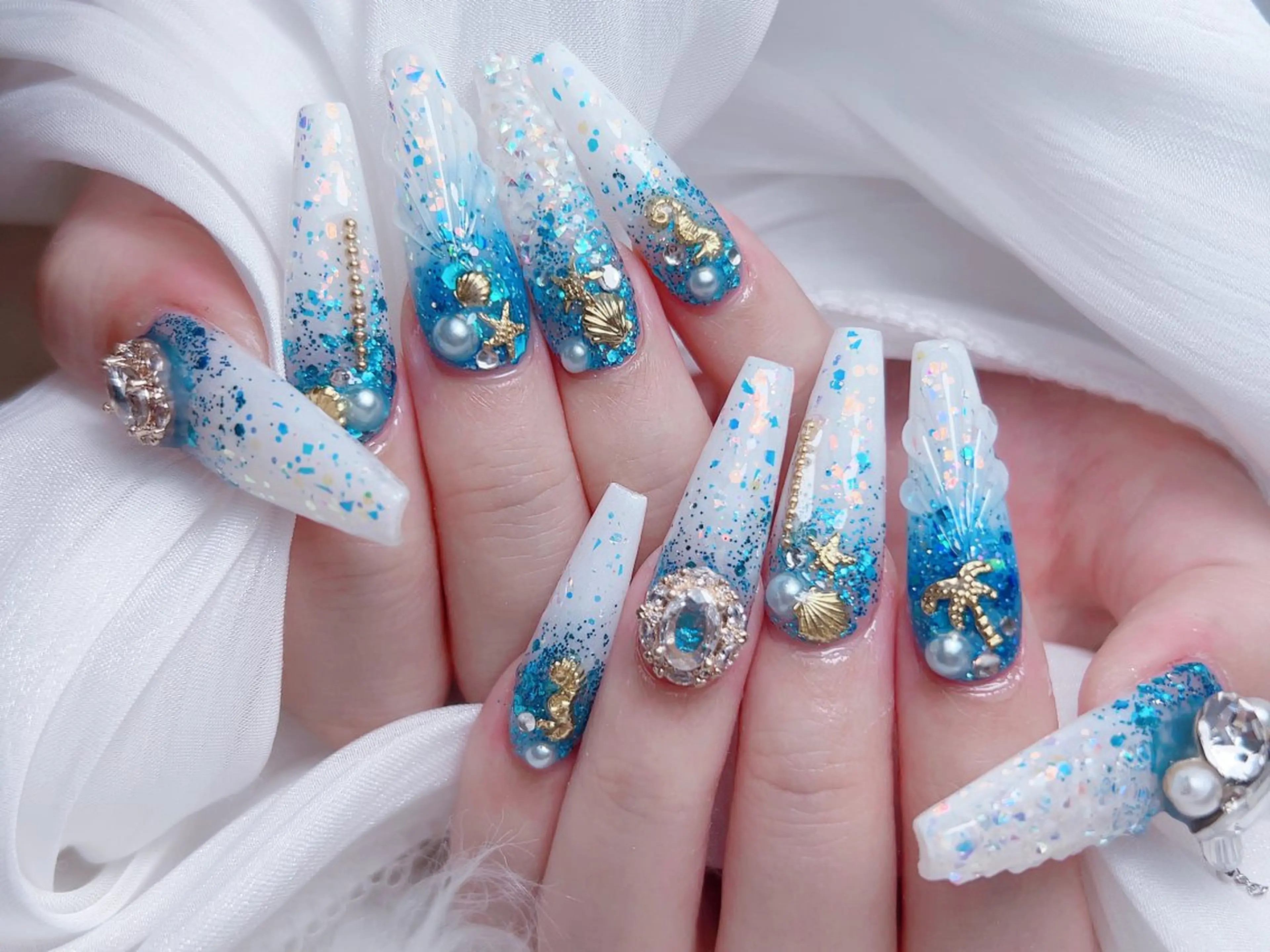 ネイル ハンドネイル 🎀M nails✨ ビューティーのネイルデザイン