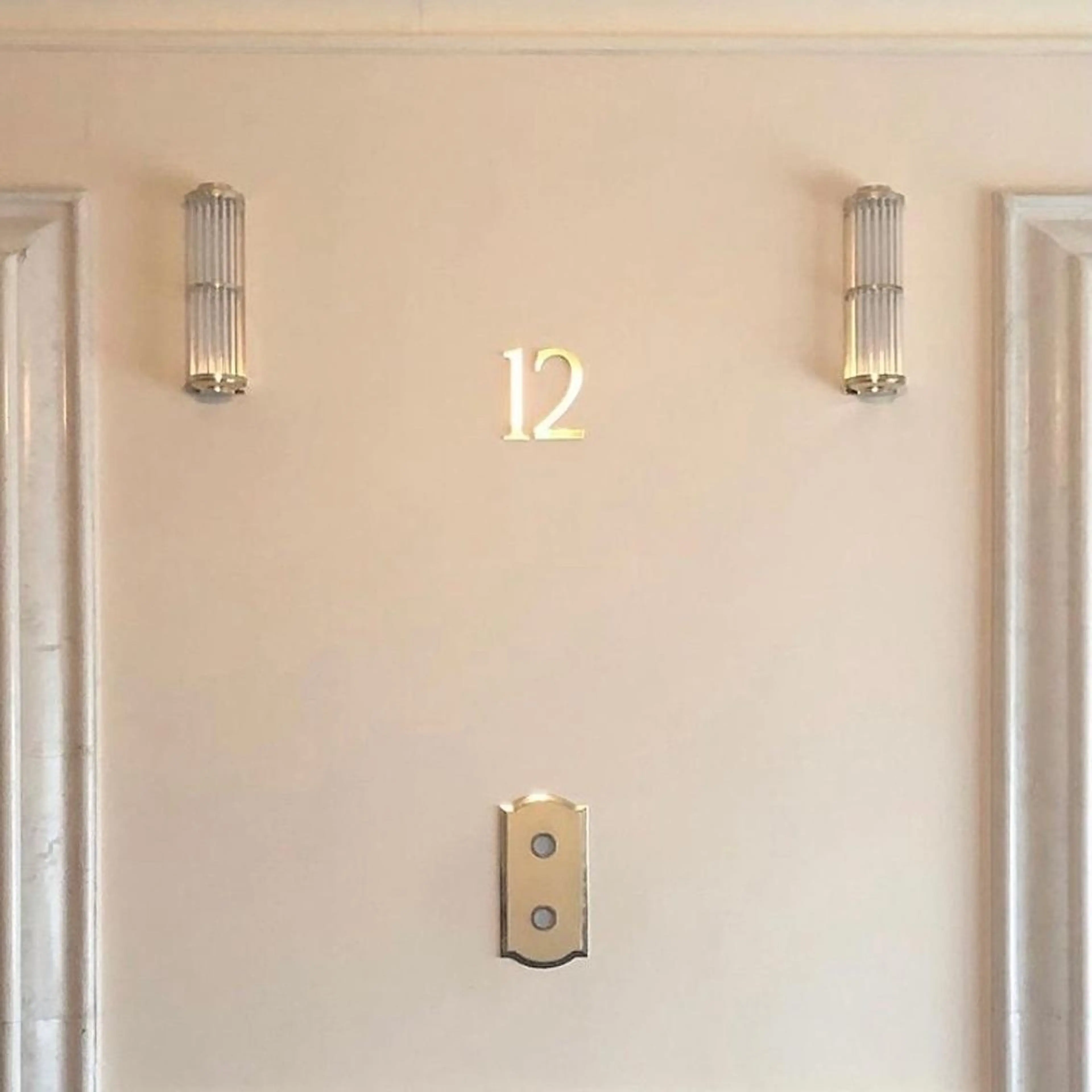 ミディアム カラー アッシュ ベージュカラー 黒髪 ブルーカラー ブルーブラック 透明感/韓国風 🤍moeka🤍のヘアスタイル