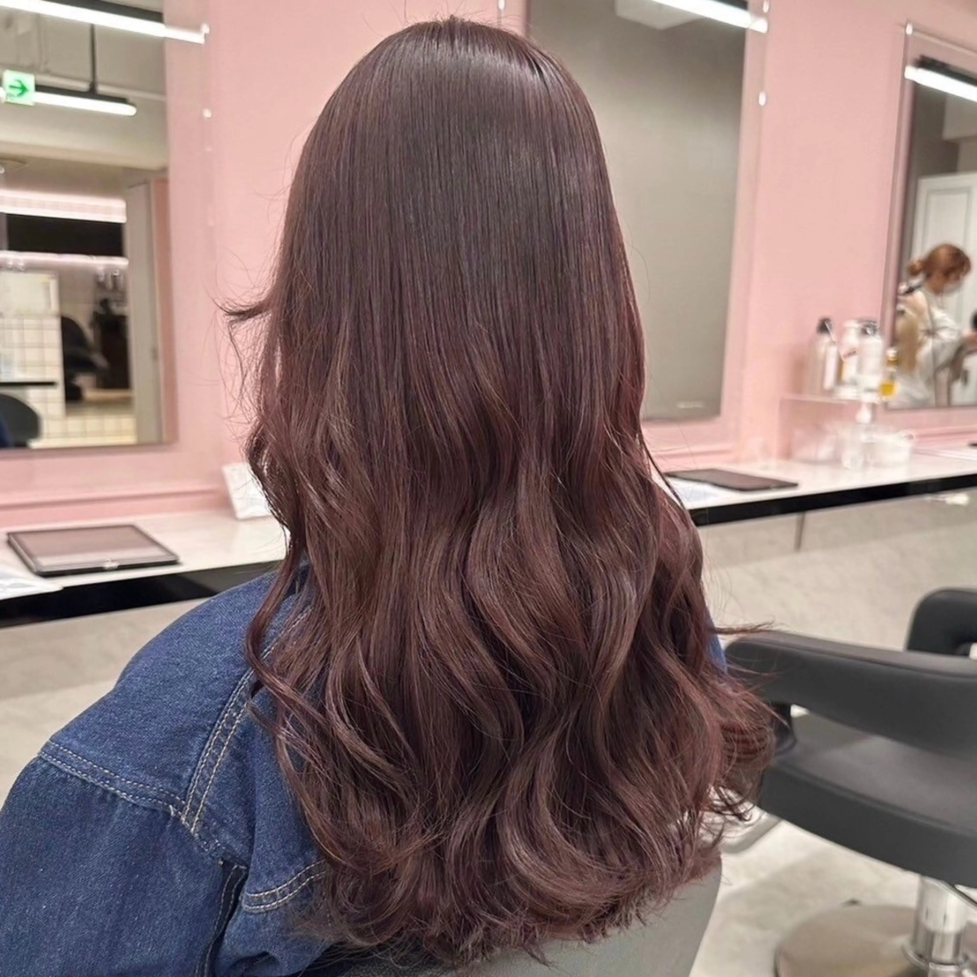 セミロング カラー 🎀🧁ダメージレス 艶髪カラー🧁🎀のヘアスタイル